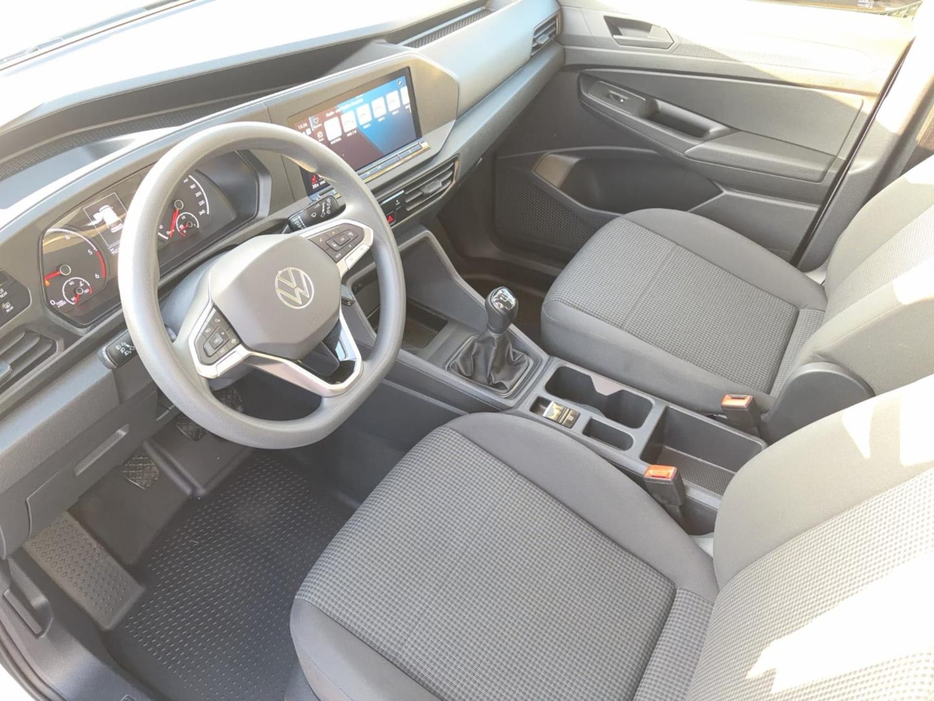 Volkswagen Caddy Kombi Basis-Modell