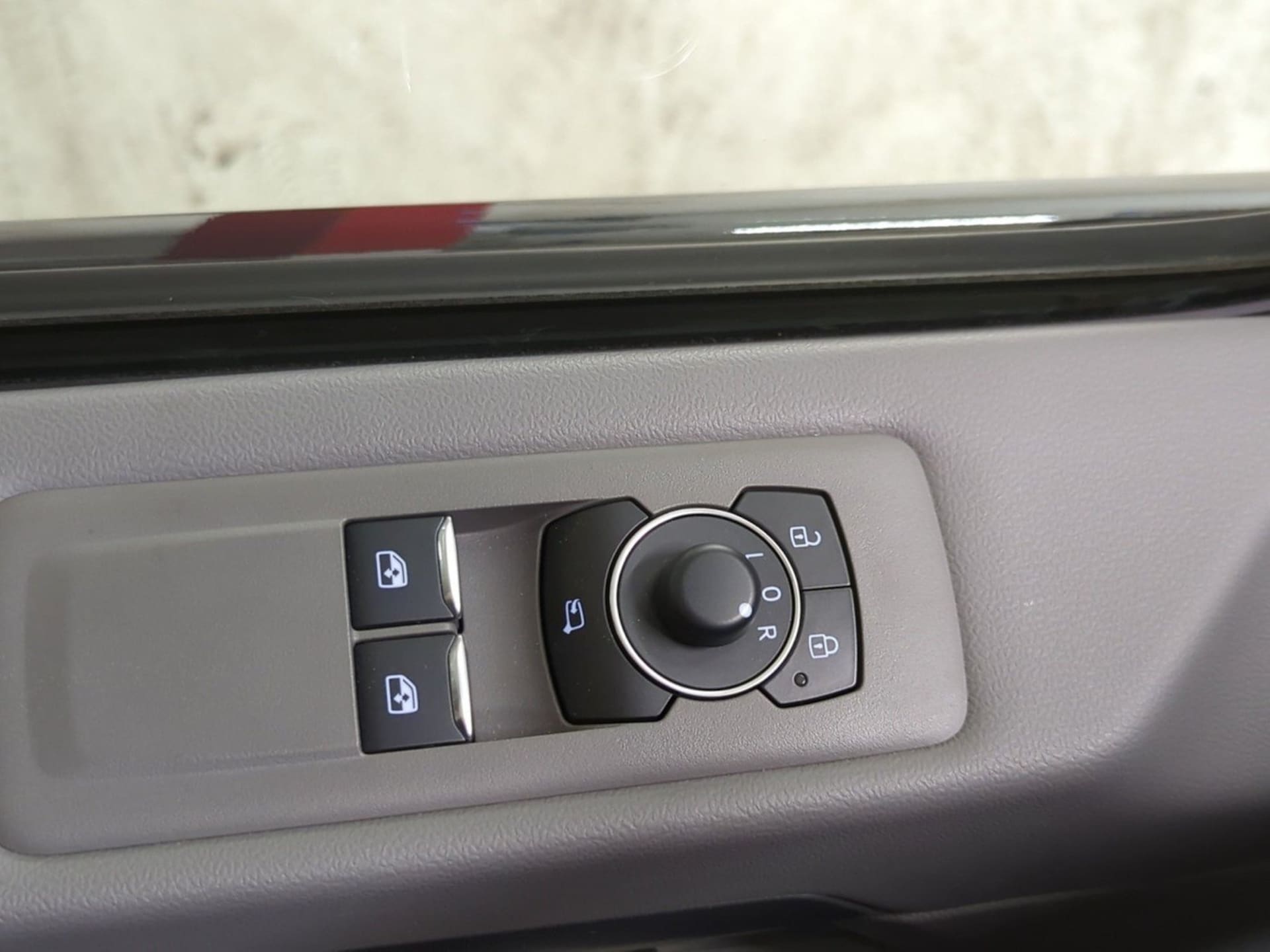 Volkswagen e-Caravelle Style