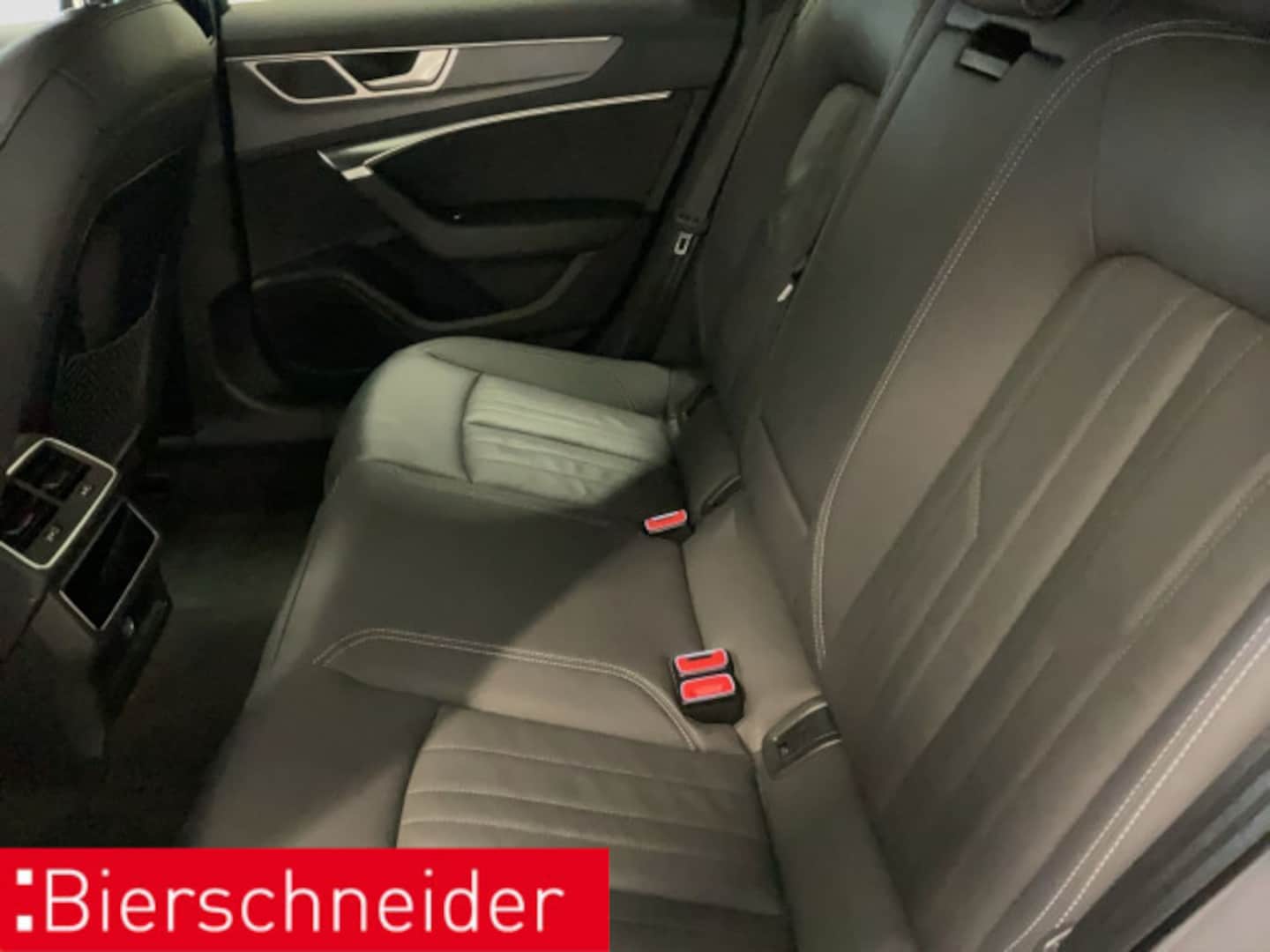 Bild über Audi A6 Avant advanced 45 TDI quattro S tronic - für weitere Informationen kontaktieren Sie den Audi Partner