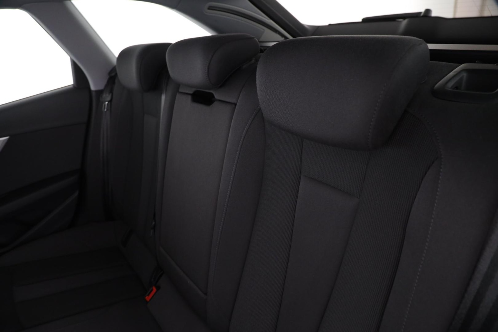 Audi A4 Avant S line