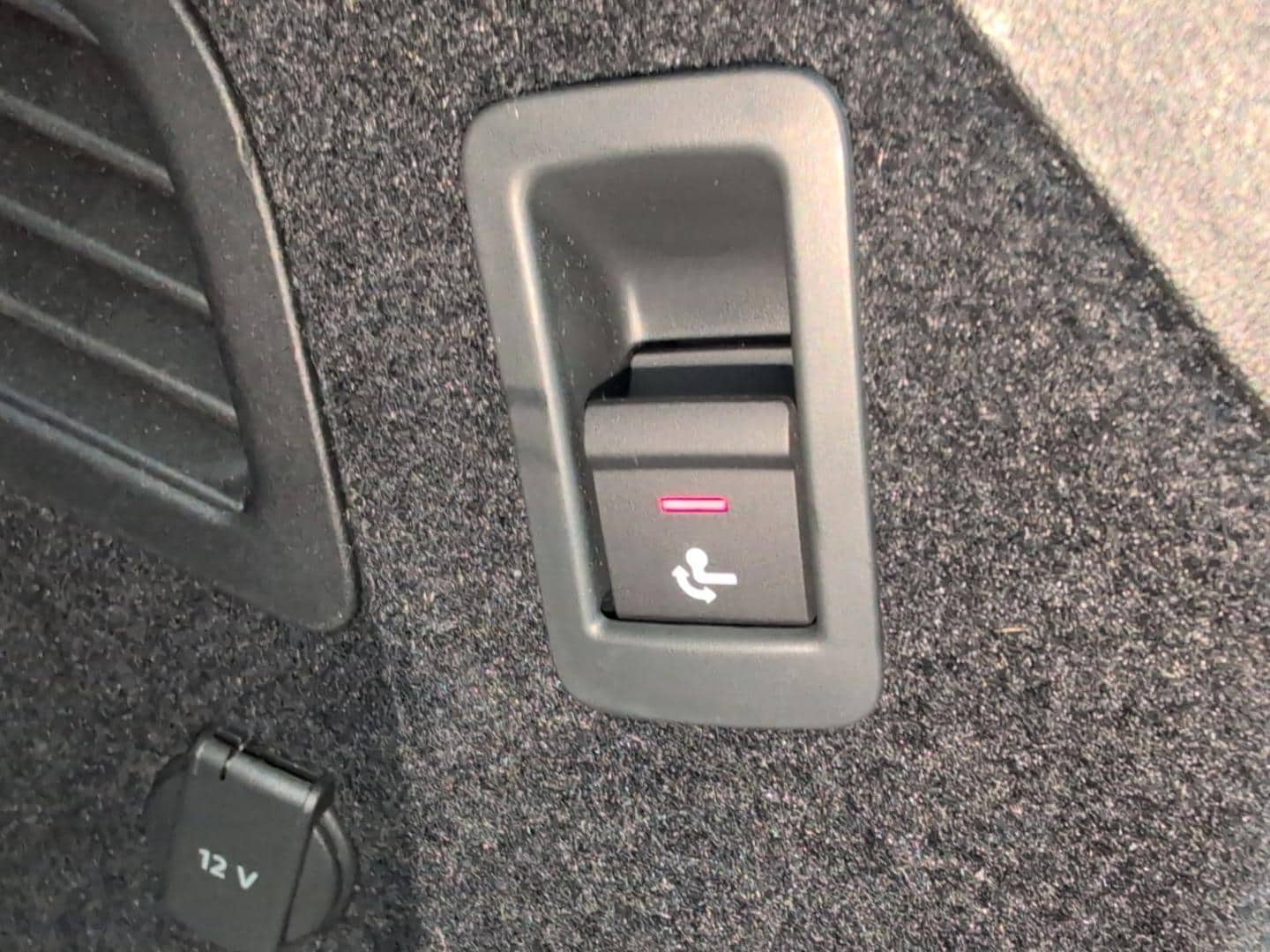 Bild über Audi A6 Avant TFSI 150 kW S tronic - für weitere Informationen kontaktieren Sie den Audi Partner