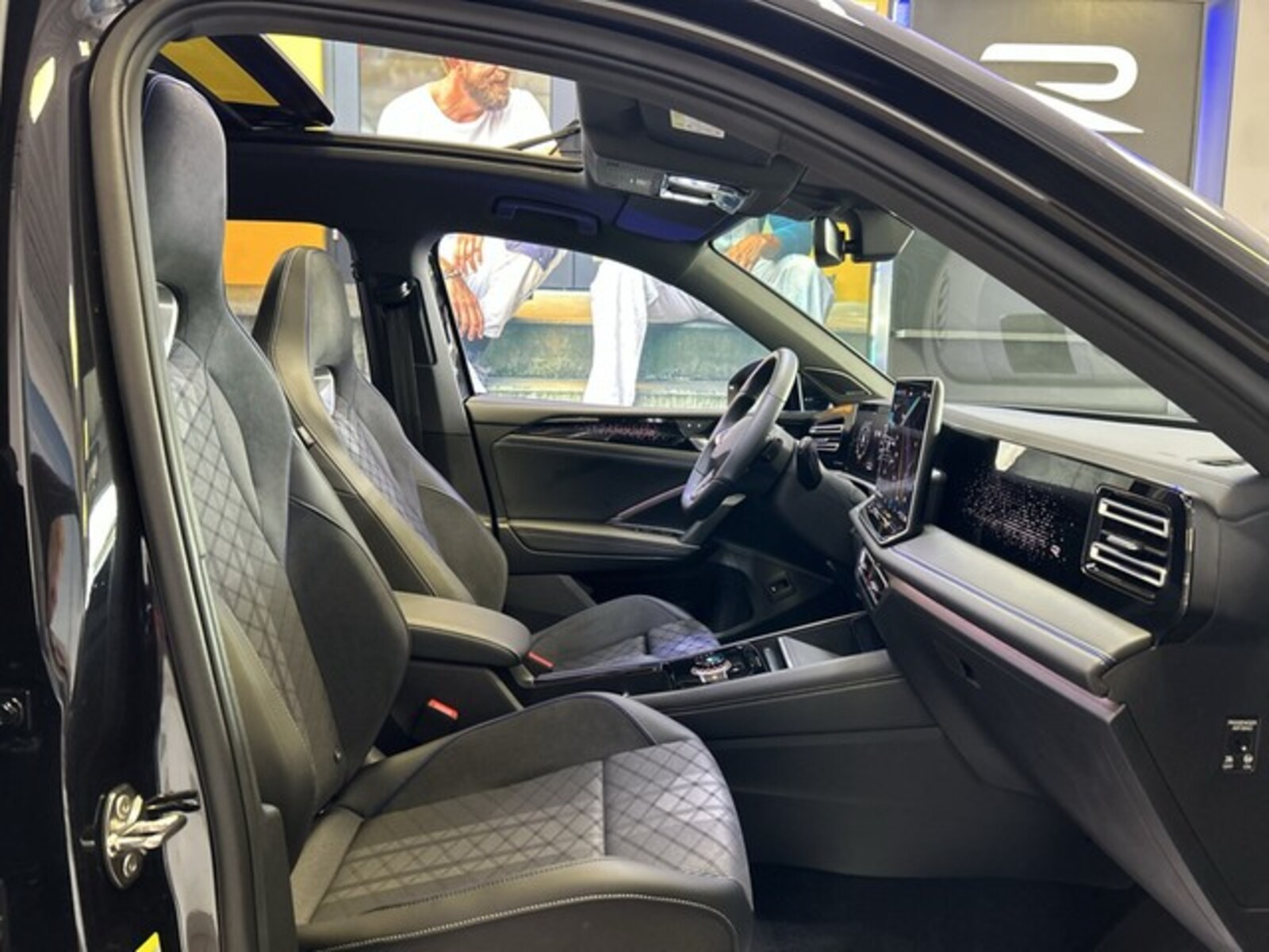 Volkswagen Tiguan – Bild 16