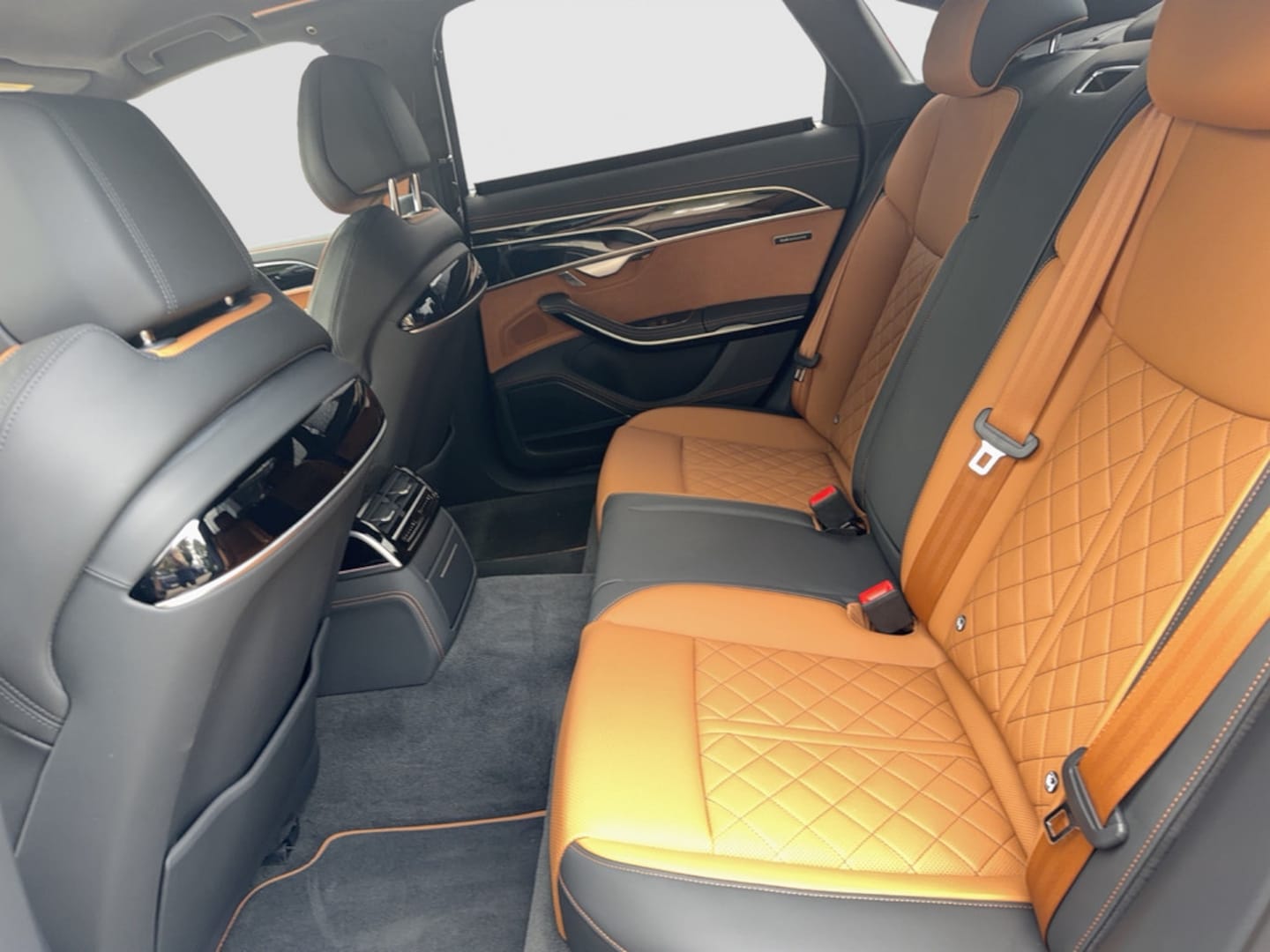 Bild über Audi A8 60 TFSI quattro tiptronic - für weitere Informationen kontaktieren Sie den Audi Partner