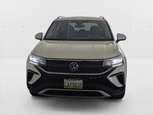 3VVYX7B28NM023571