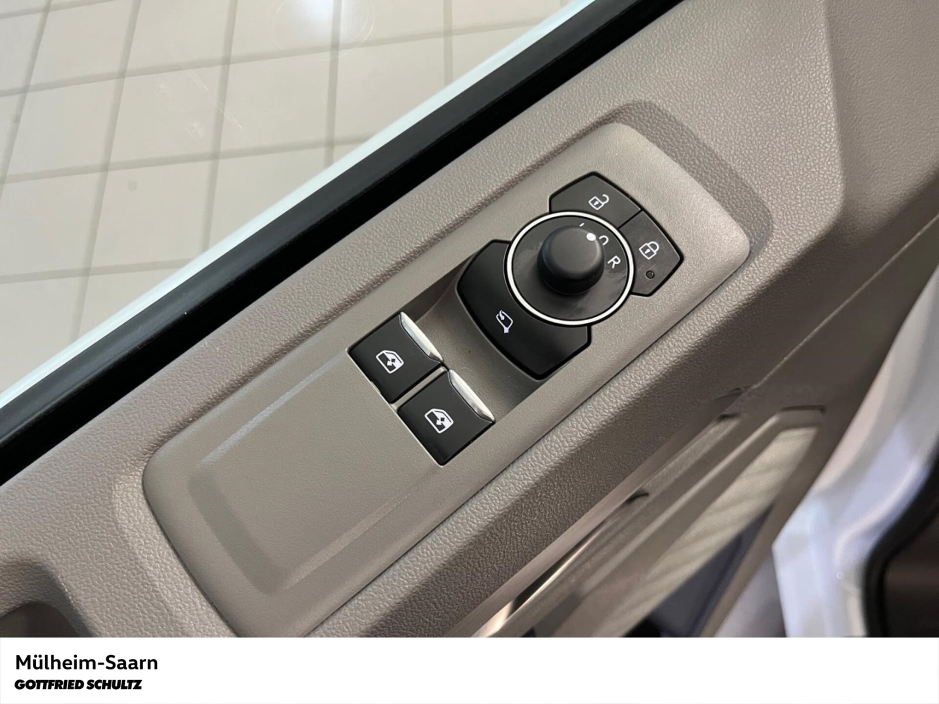 Volkswagen Transporter Kasten kurzer Radstand