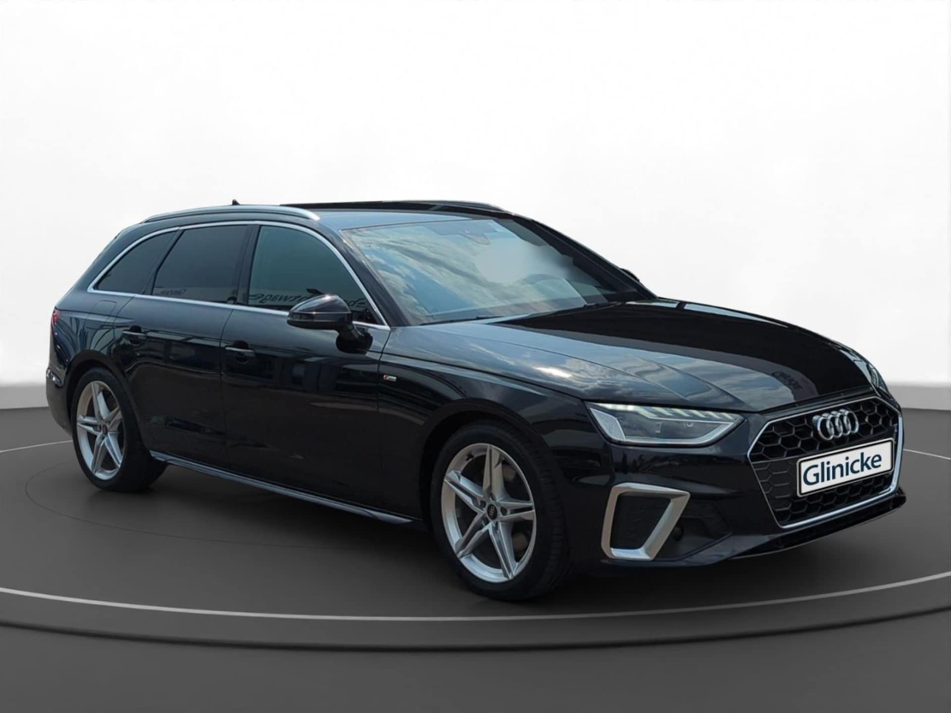 Audi A4 Avant S line