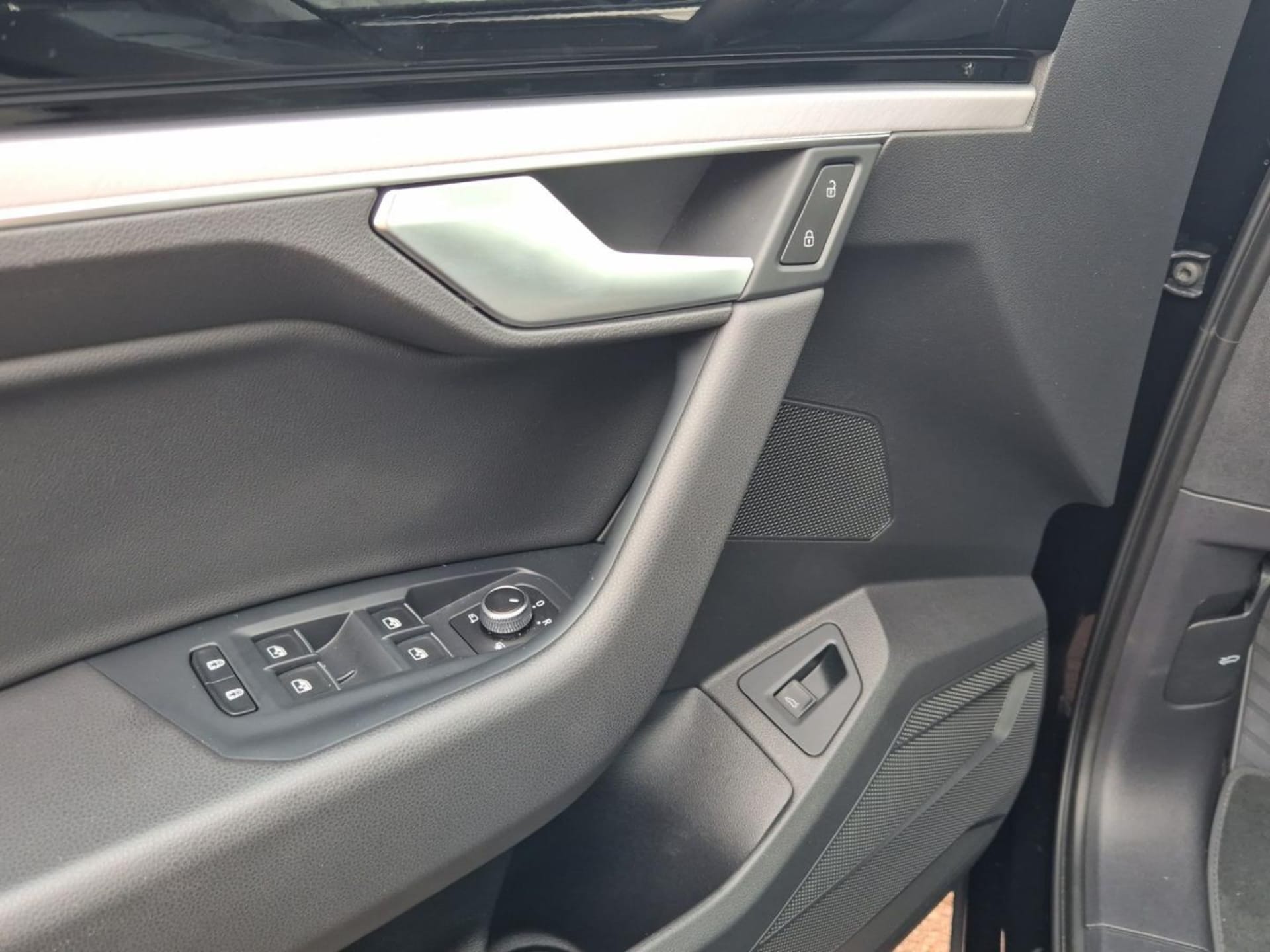 Volkswagen Touareg Basis-Modell