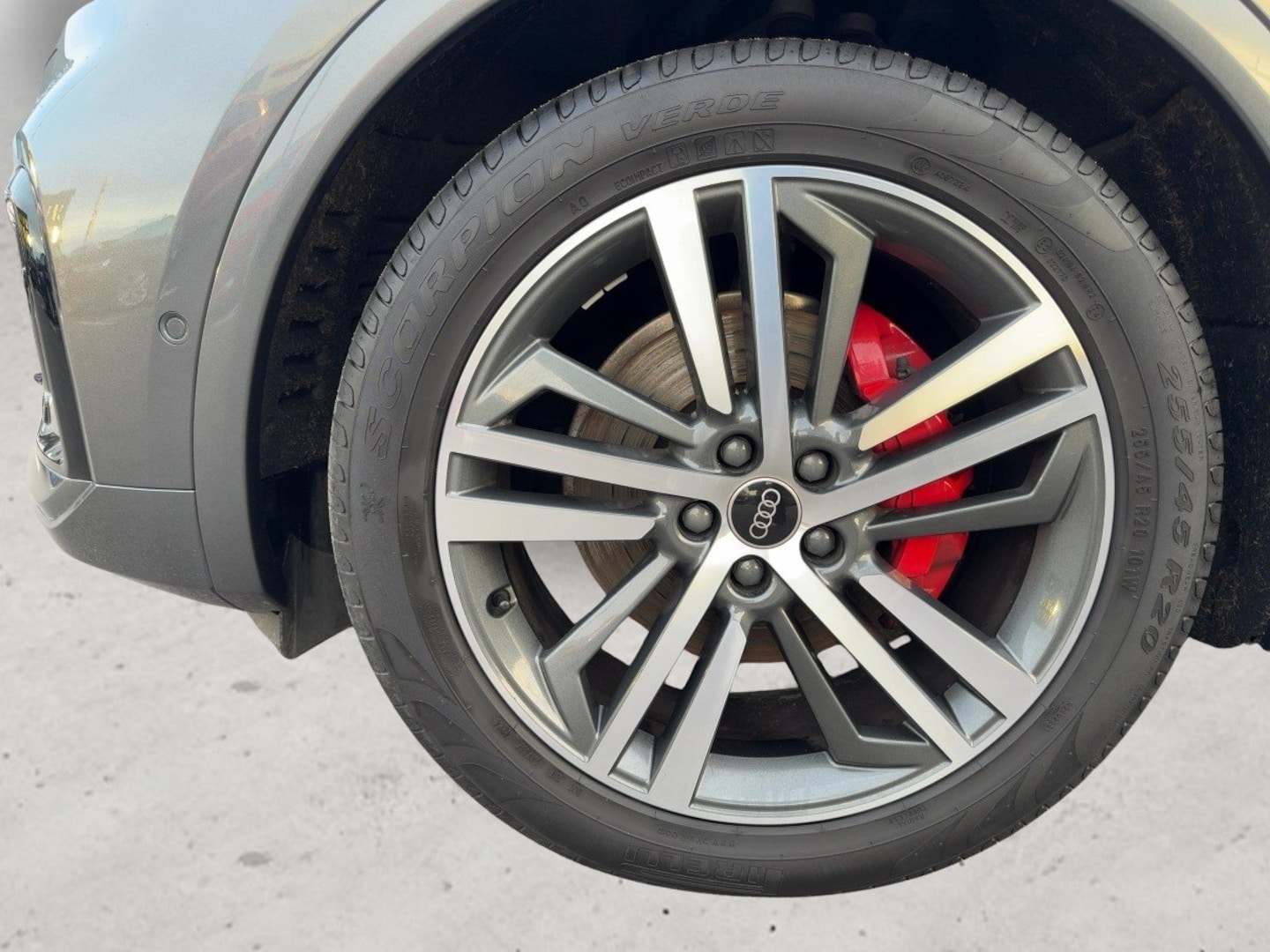 Bild über Audi Q5 Sportback 40 TDI quattro S tronic - für weitere Informationen kontaktieren Sie den Audi Partner