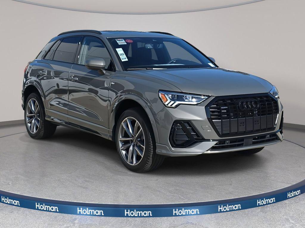 2025 Audi Q3 45 TFSI S Line Premium quattro's photo