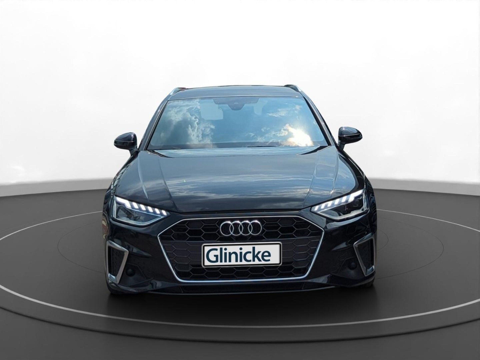 Audi A4 Avant S line