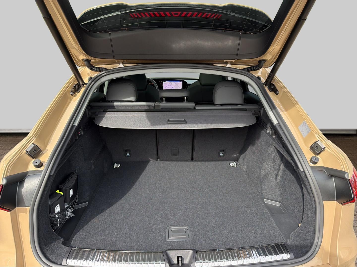 Bild über Audi Q5 Sportback TDI quattro 150 kW S tronic - für weitere Informationen kontaktieren Sie den Audi Partner