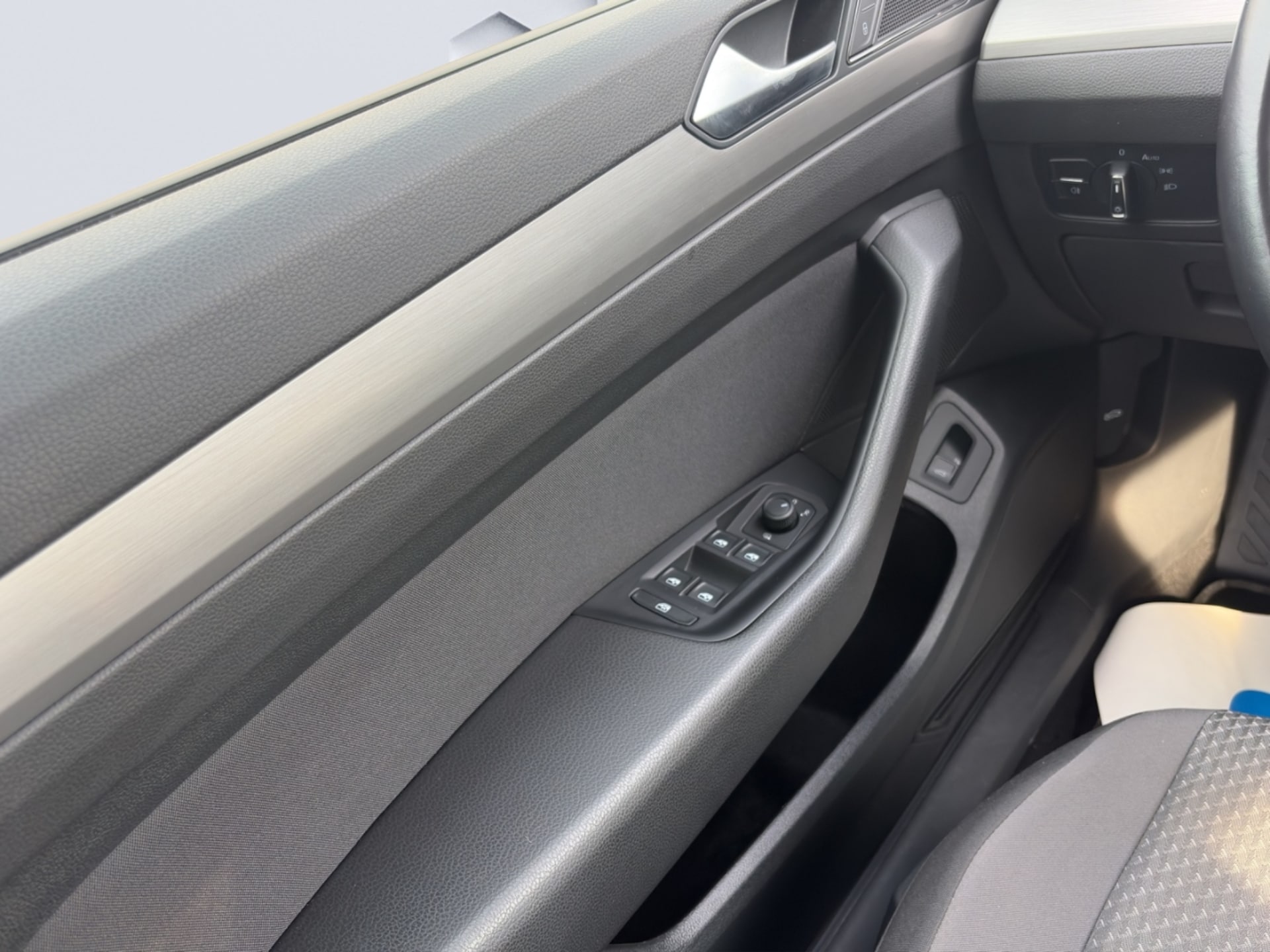 Volkswagen Passat Variant Basis-Modell