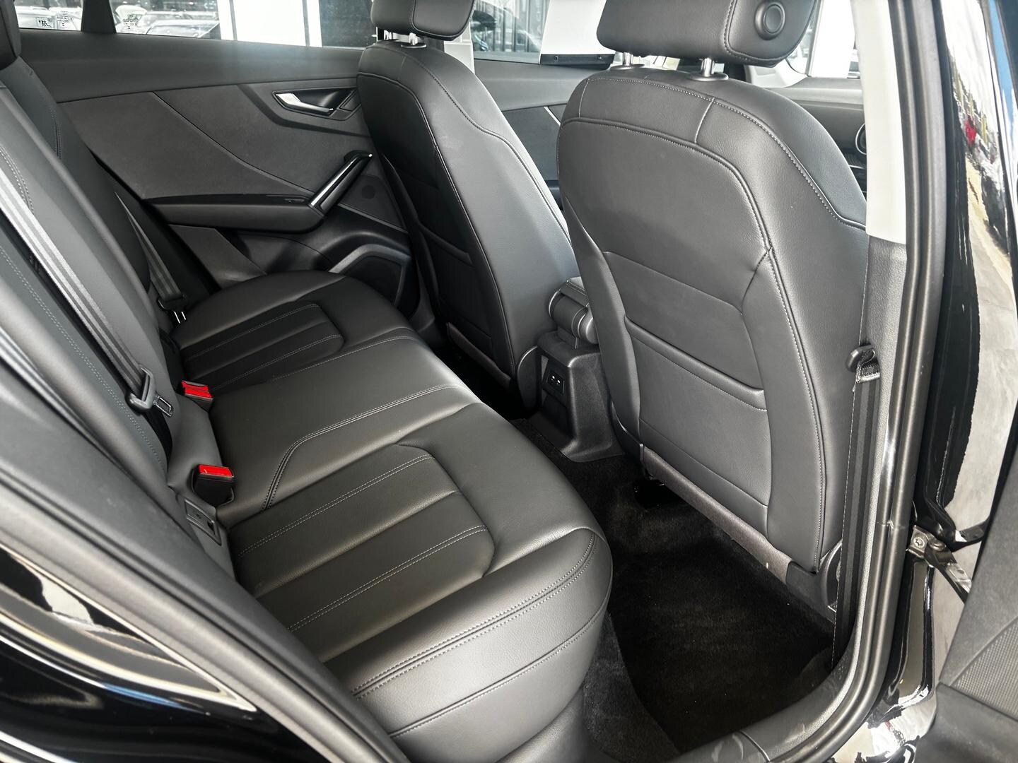 Image about Audi Q2 35 TFSI S tronic