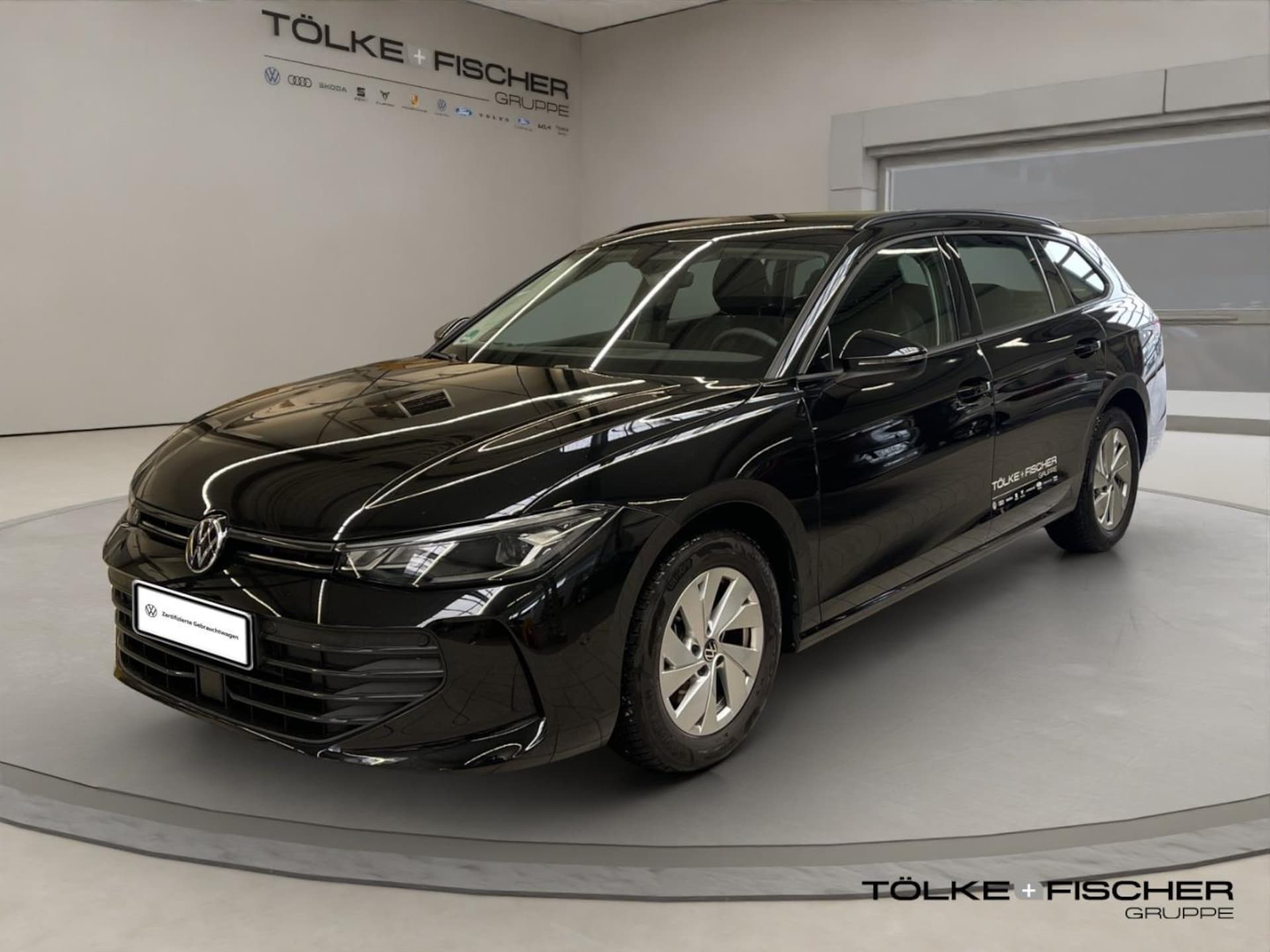 Volkswagen Passat Basis-Modell