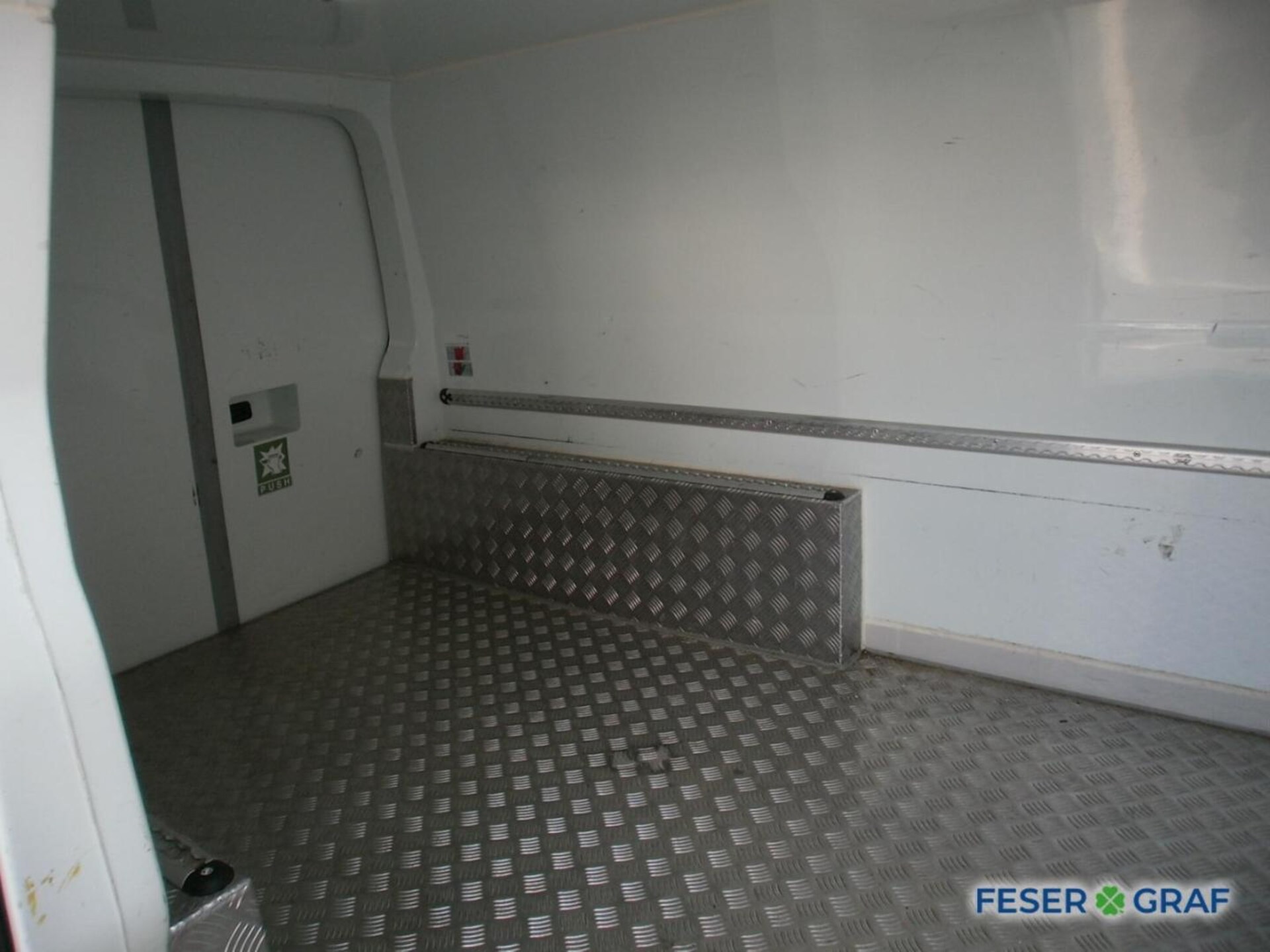 Volkswagen T6.1 Transporter Kasten kurzer Radstand