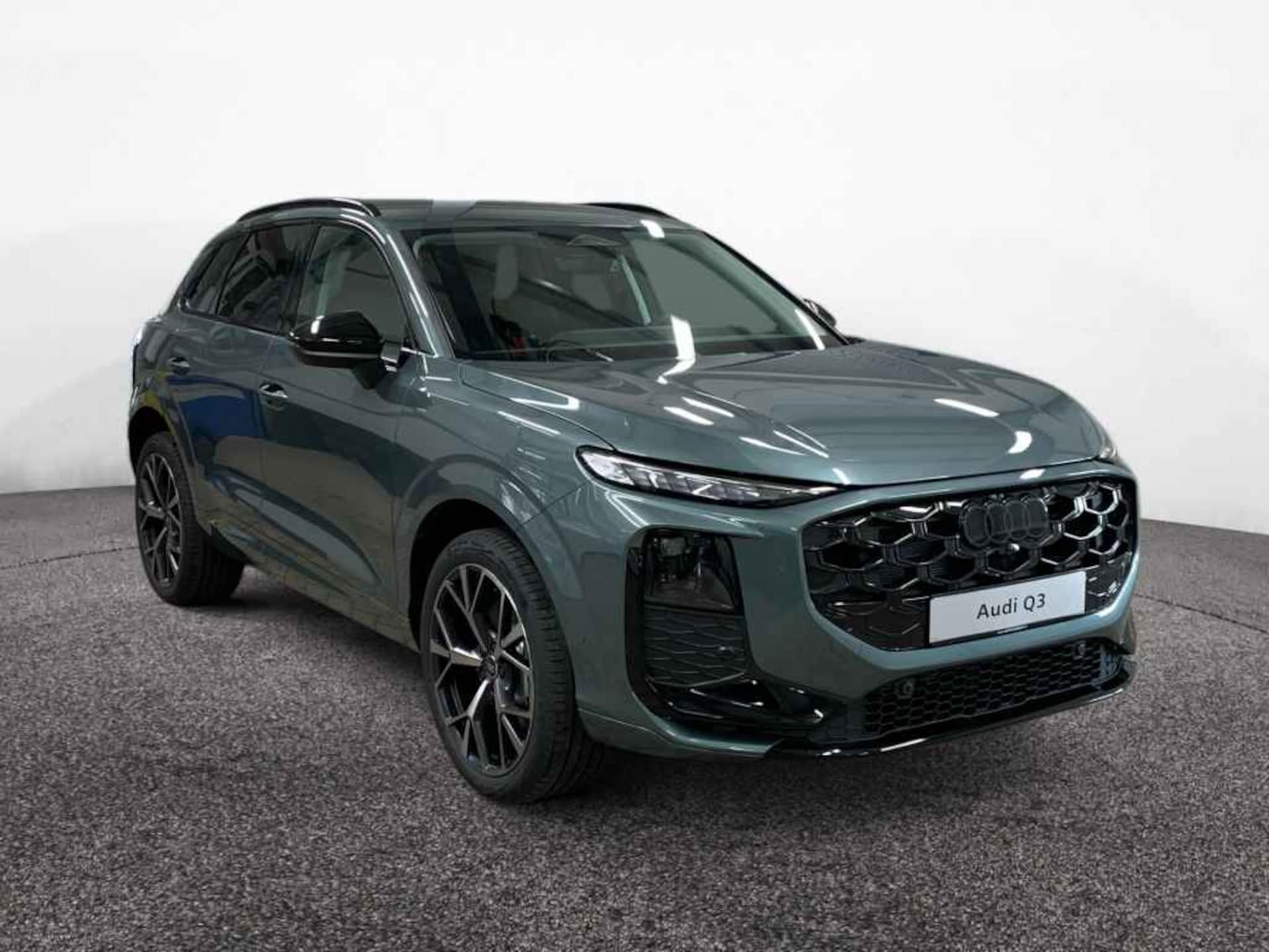 Audi Q3 SUV e-hybrid