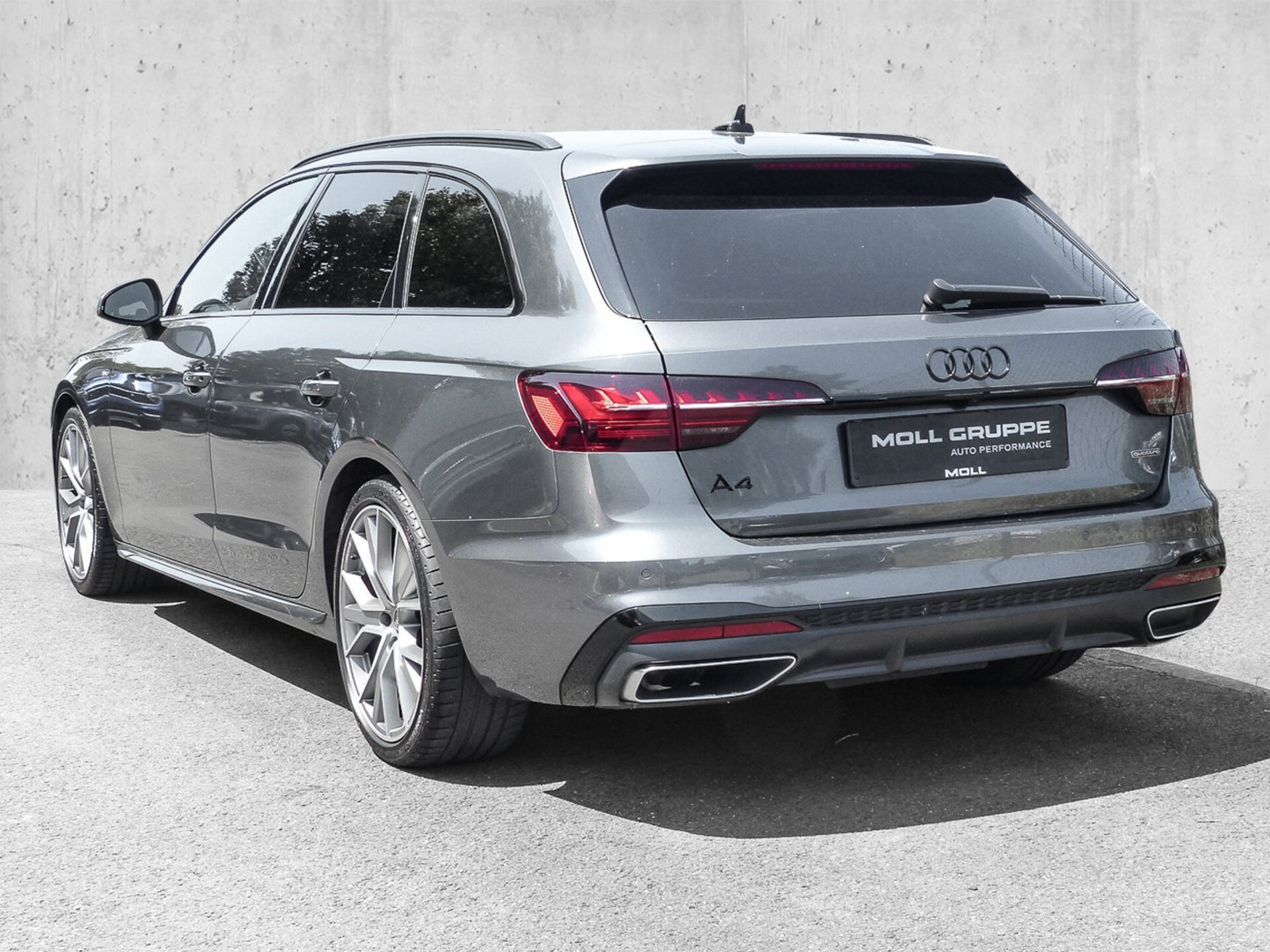 Audi A4 Avant S line