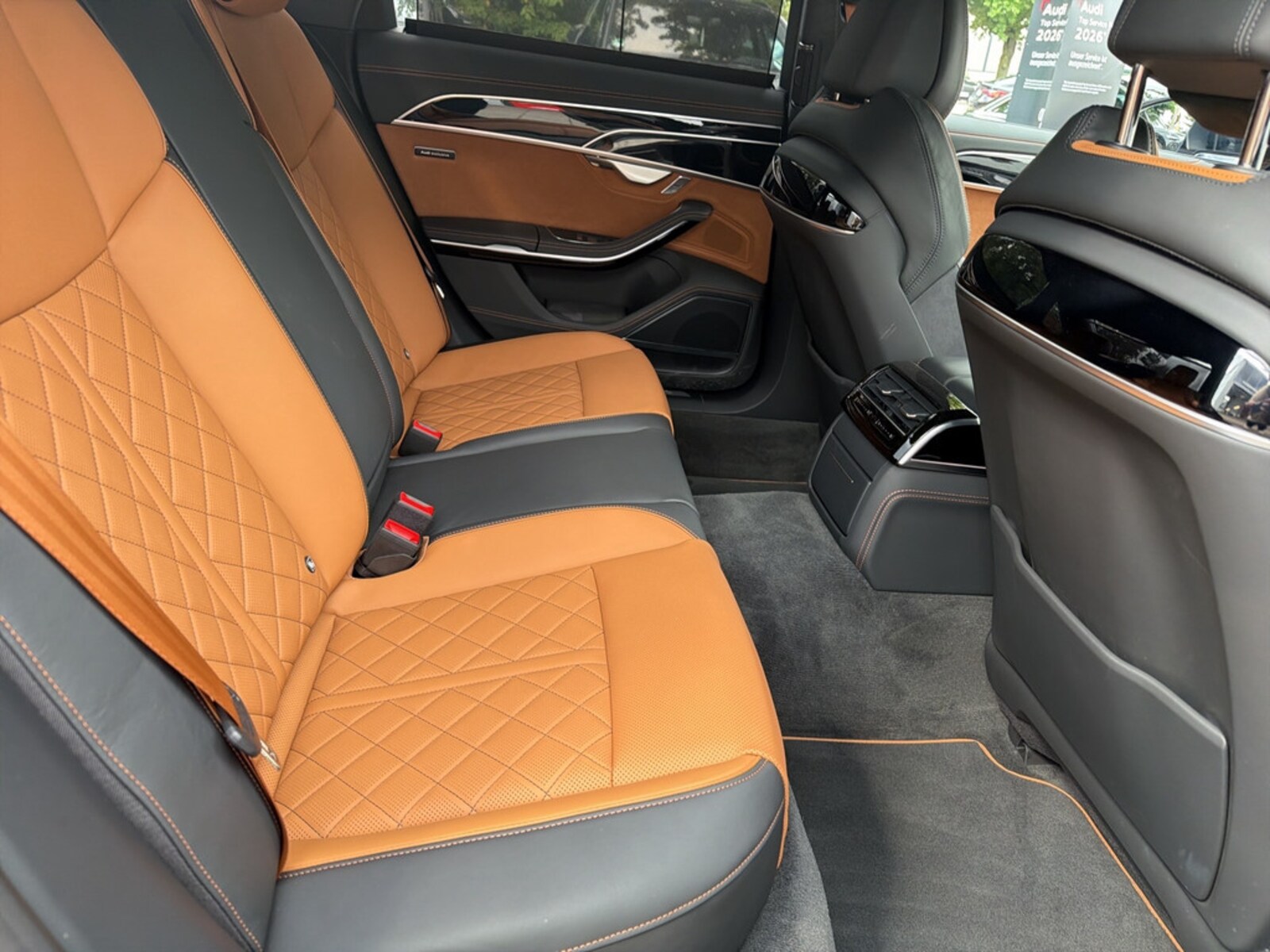 Audi A8 – Bild 22