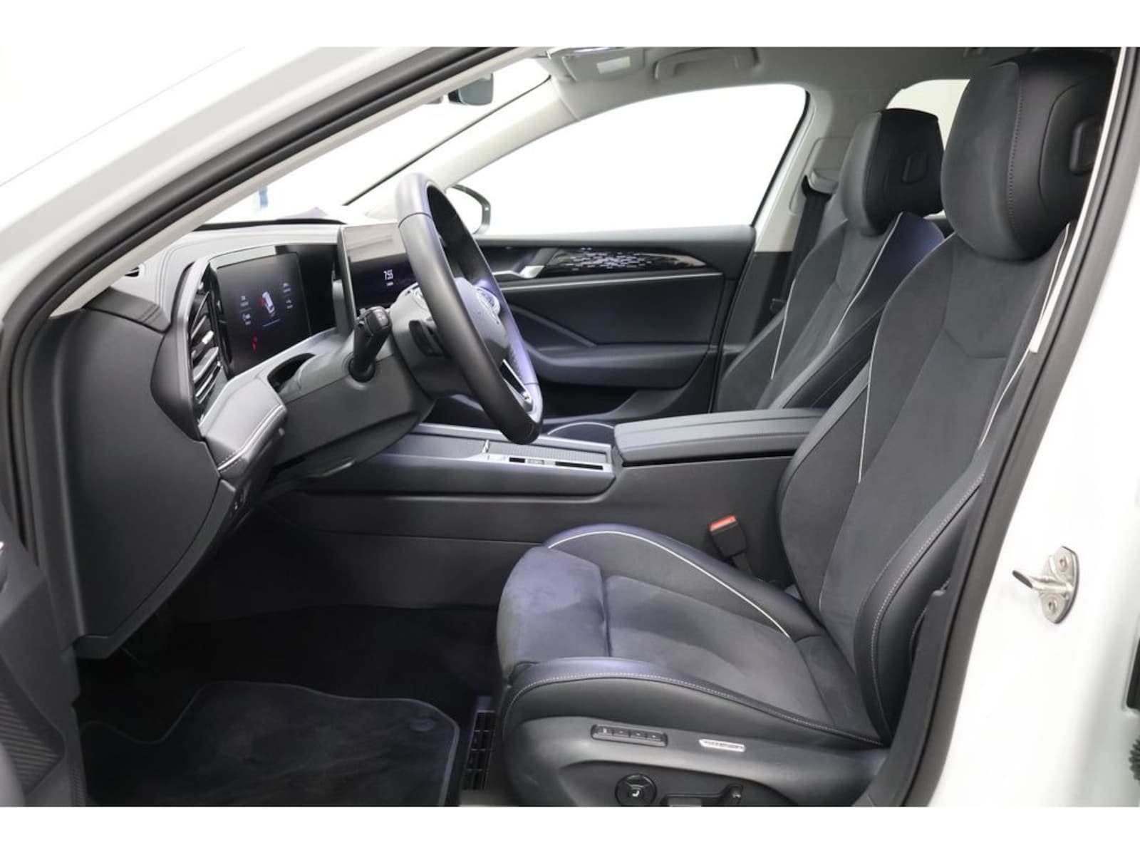 Volkswagen Passat – Bild 27