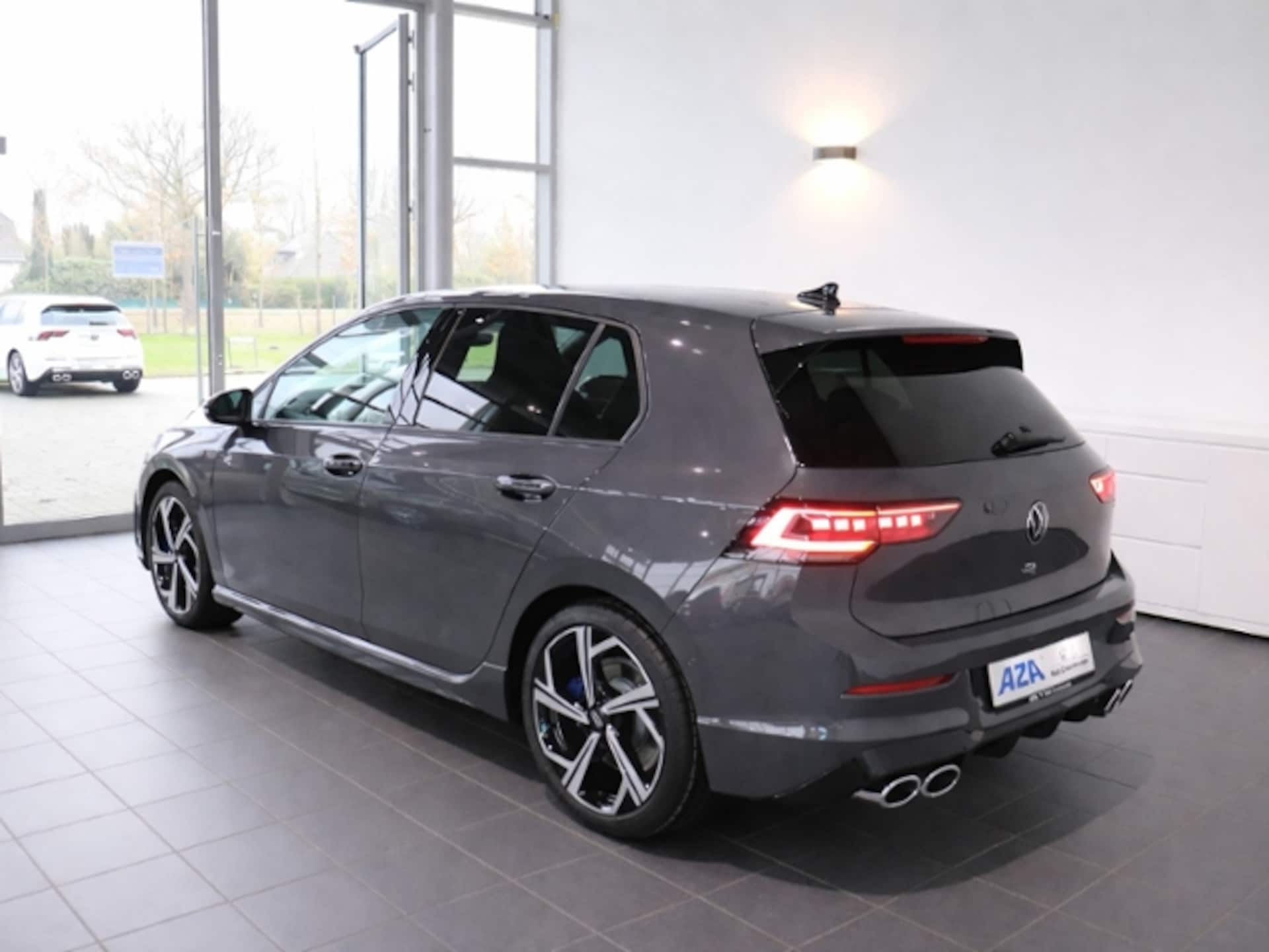 Volkswagen Golf R