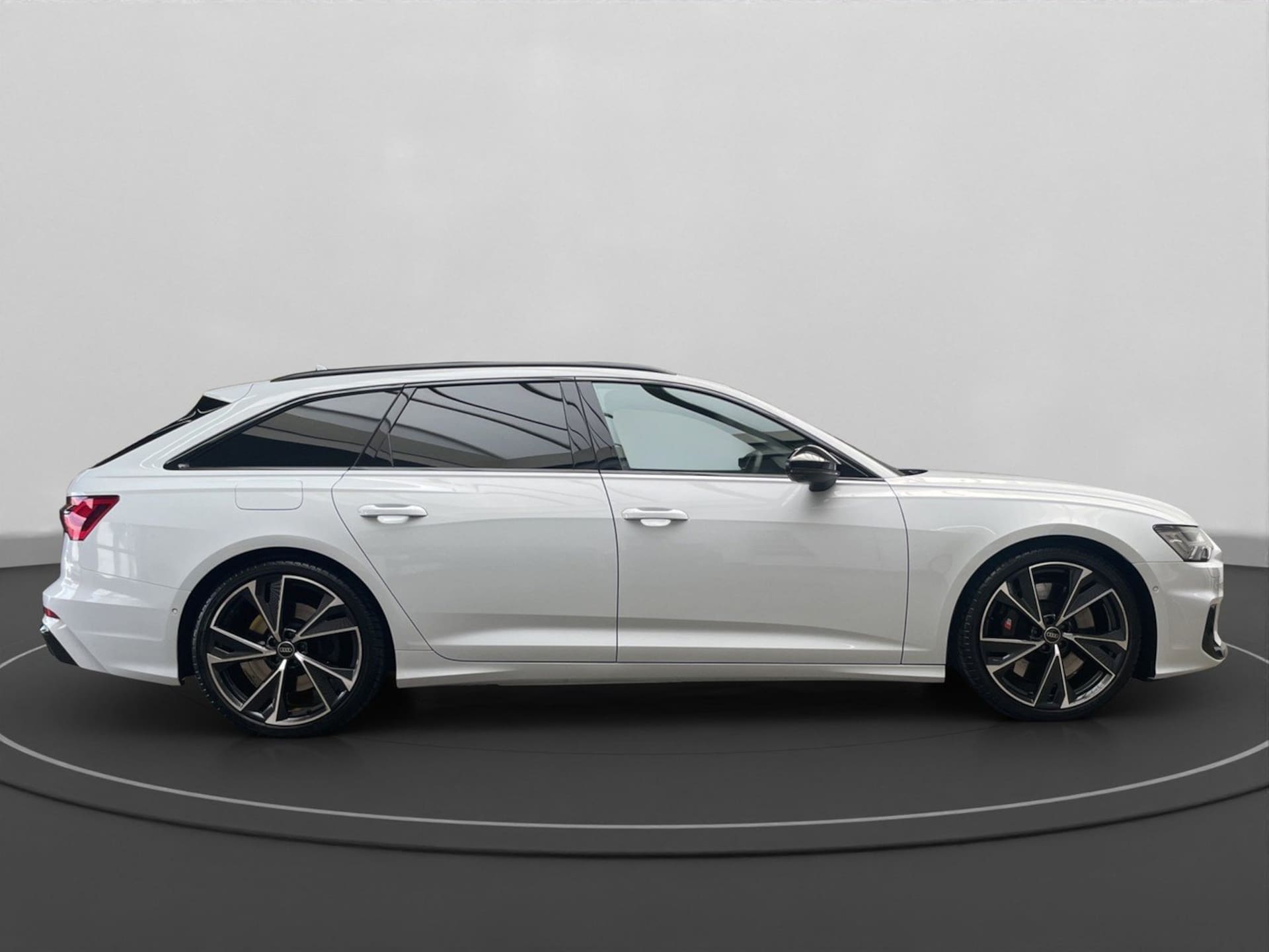 Audi S6 Avant