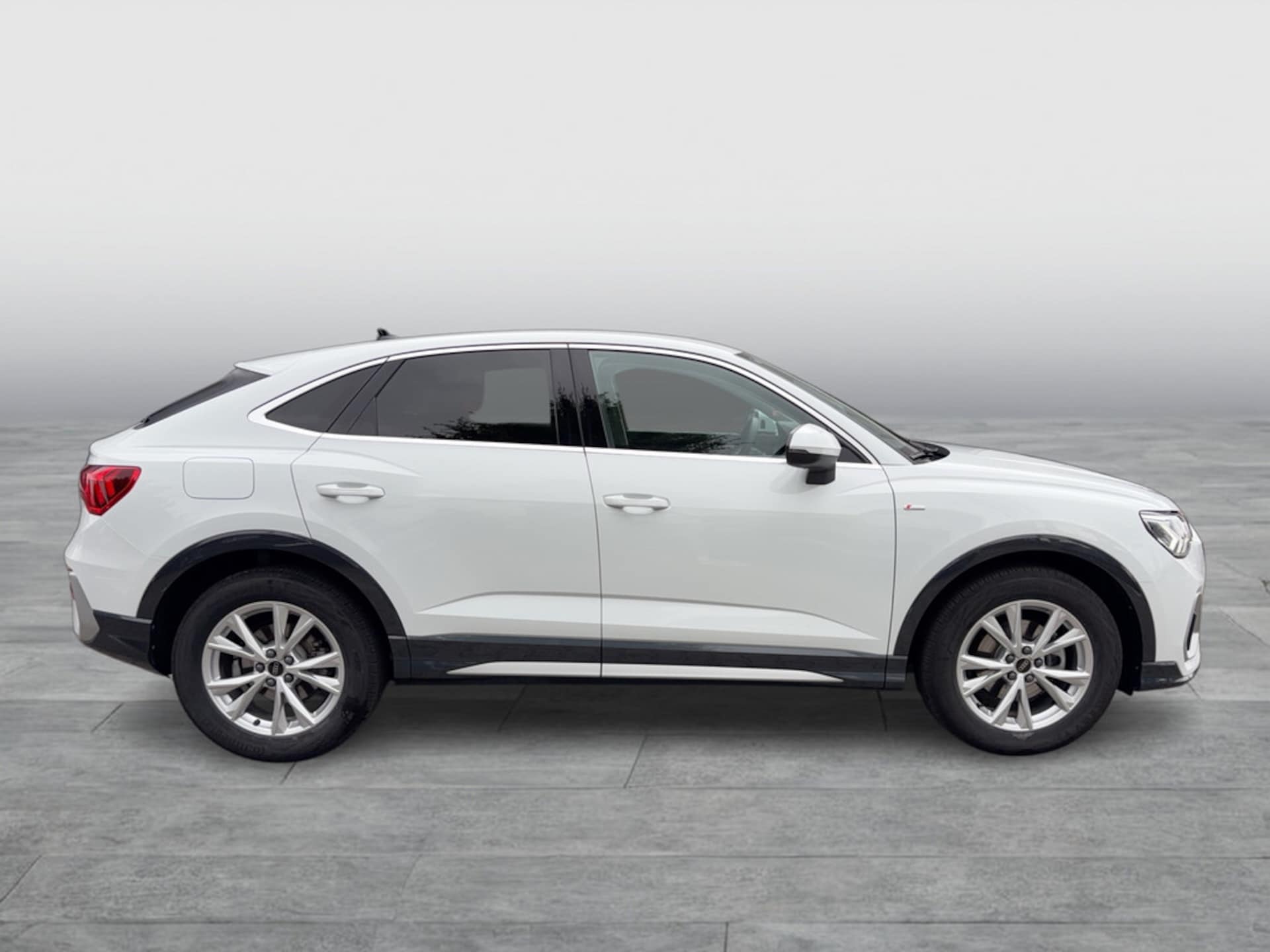 Audi Q3 Sportback S line