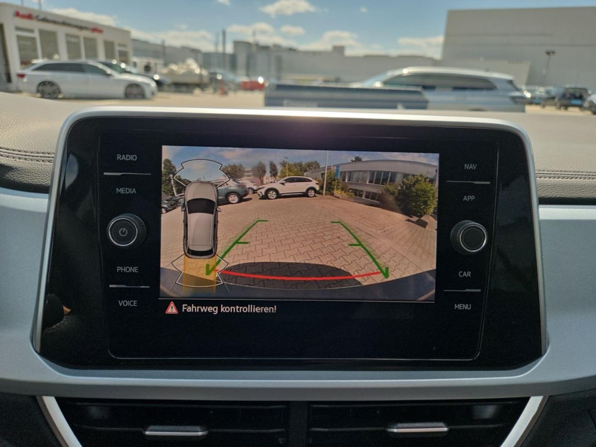 Volkswagen T-Roc Life