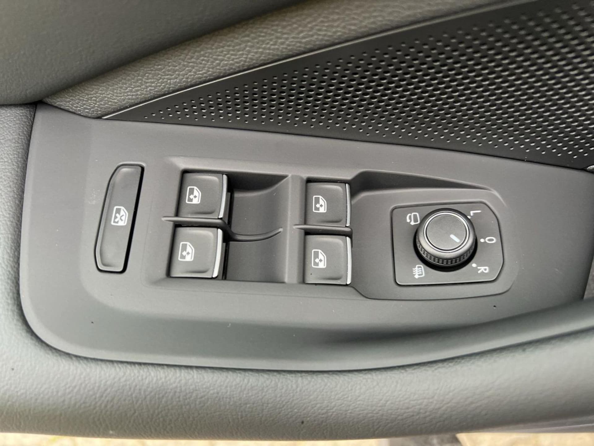 Volkswagen Passat Elegance