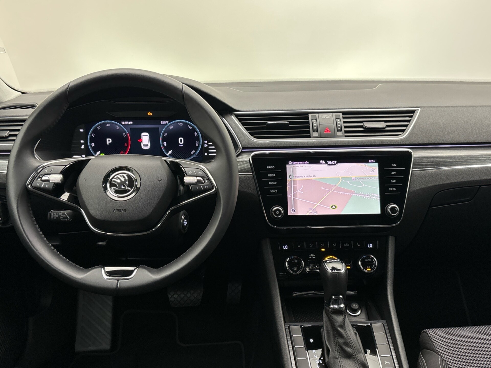 Skoda Superb Combi Style