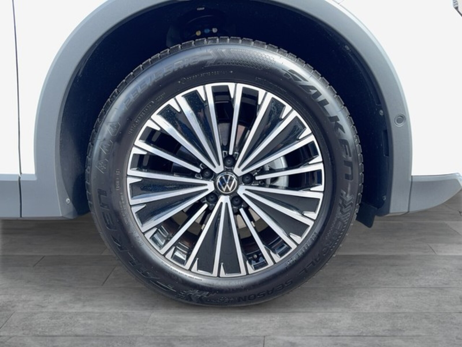 Volkswagen Tiguan – Bild 6