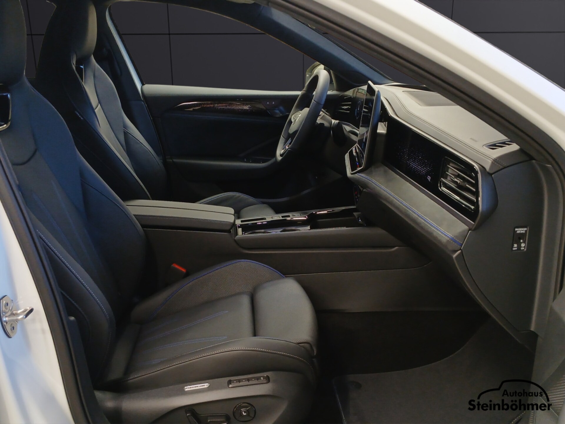 Volkswagen Passat R-Line