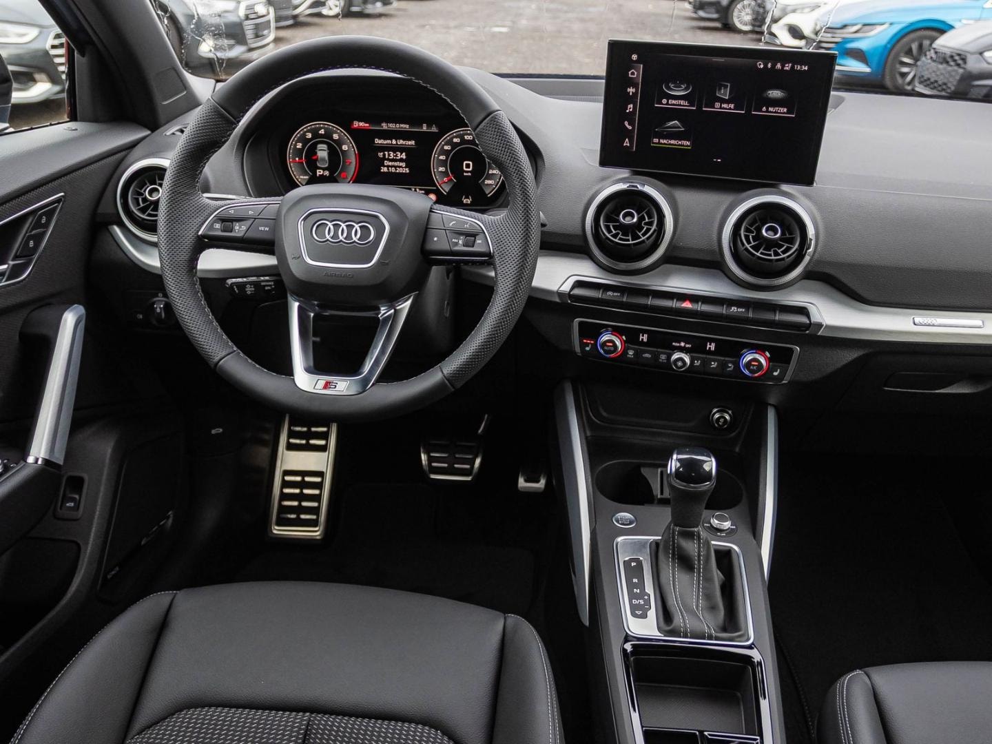 Bild über Audi Q2 S line 35 TFSI S tronic - für weitere Informationen kontaktieren Sie den Audi Partner