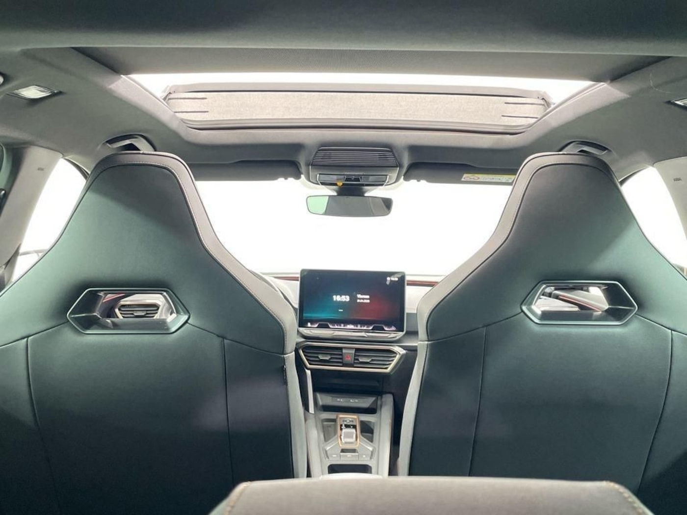 CUPRA Formentor 1.5 TSI e-Hybrid VZ DSG 200 kW (272 CV) — photo 13