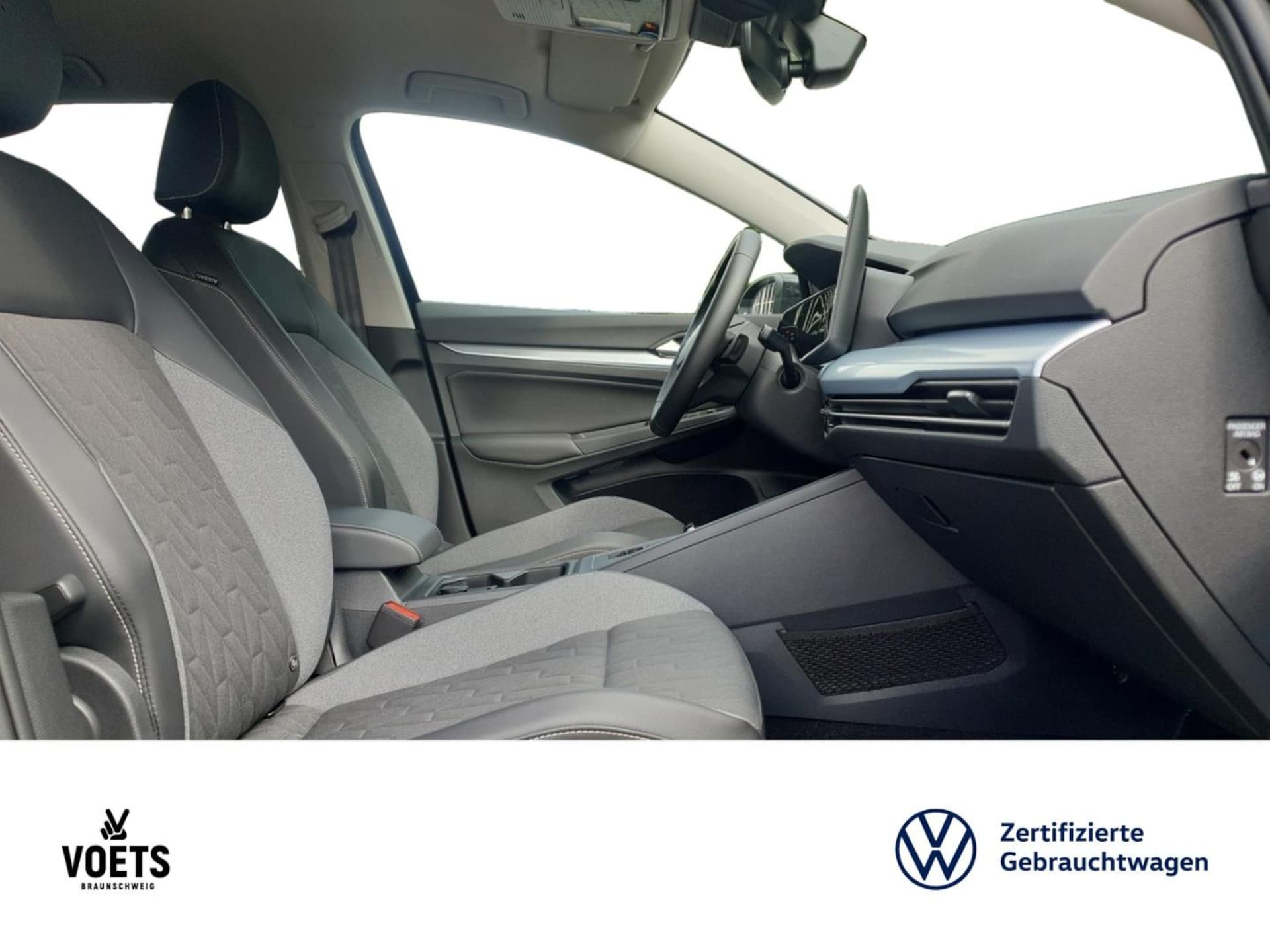 Volkswagen Golf Life