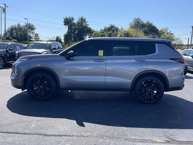 2022 Mitsubishi Outlander