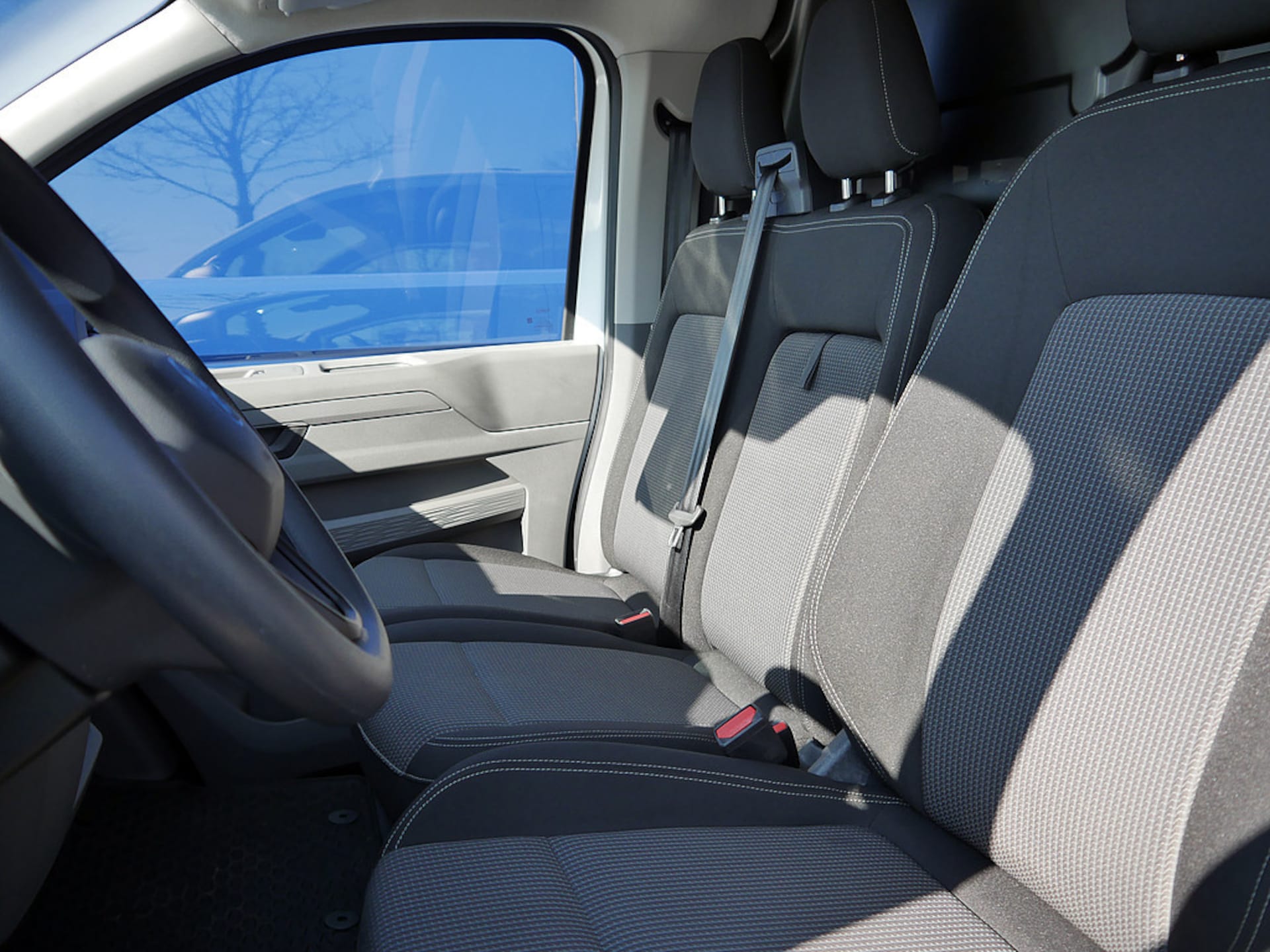 Volkswagen Transporter Kasten langer Radstand