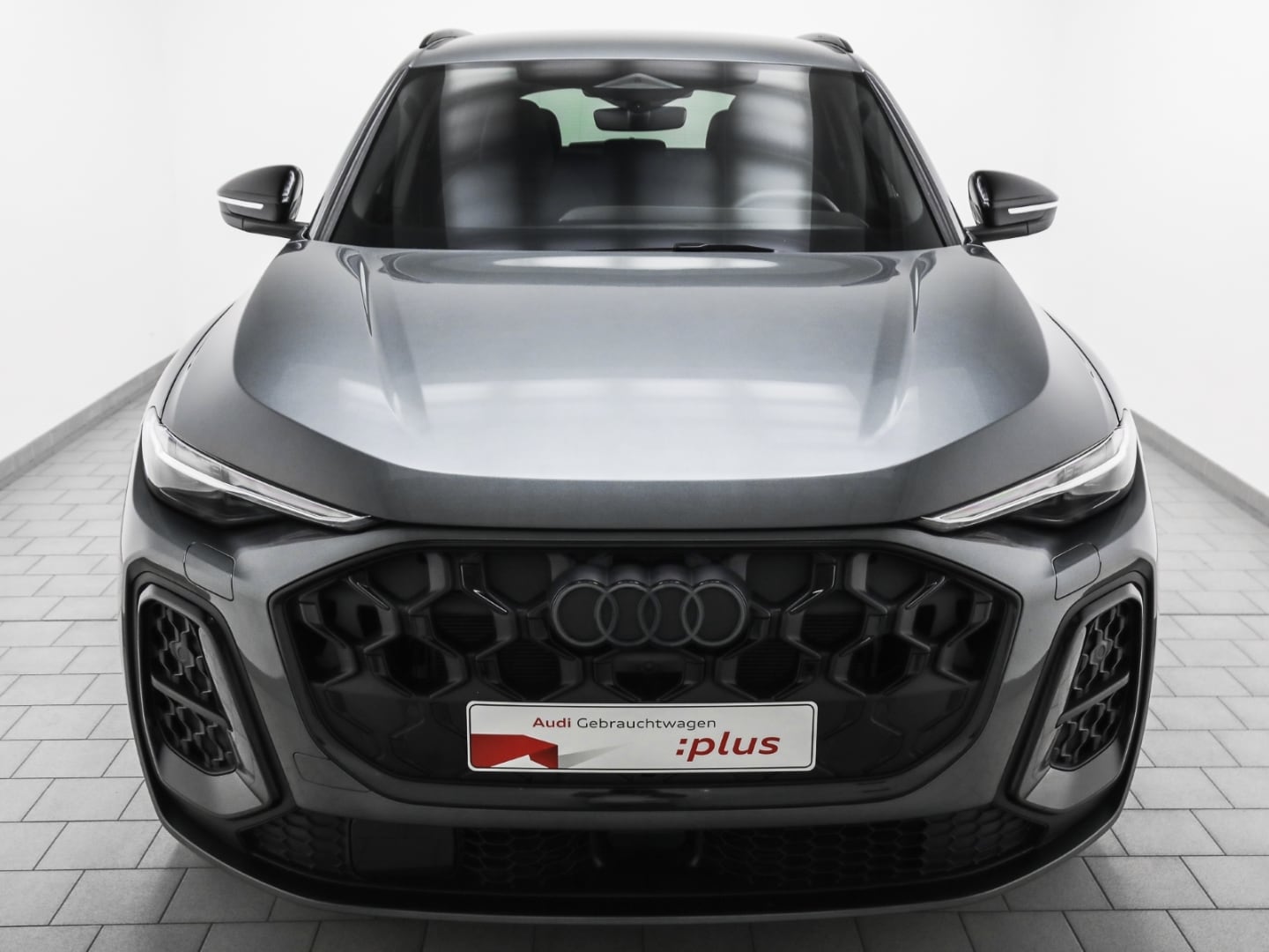 Bild über Audi Q5 SUV TDI quattro 150 kW S tronic - für weitere Informationen kontaktieren Sie den Audi Partner