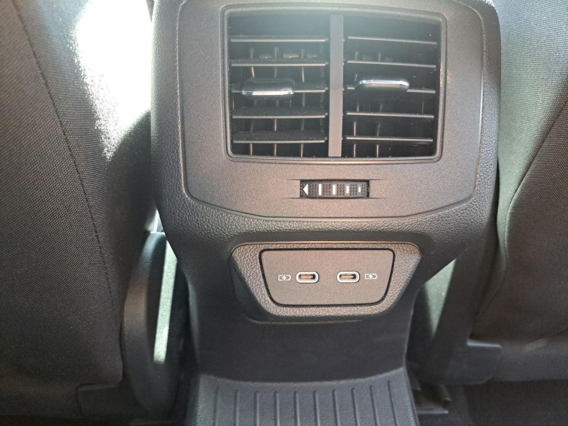 Volkswagen T-Roc Sport