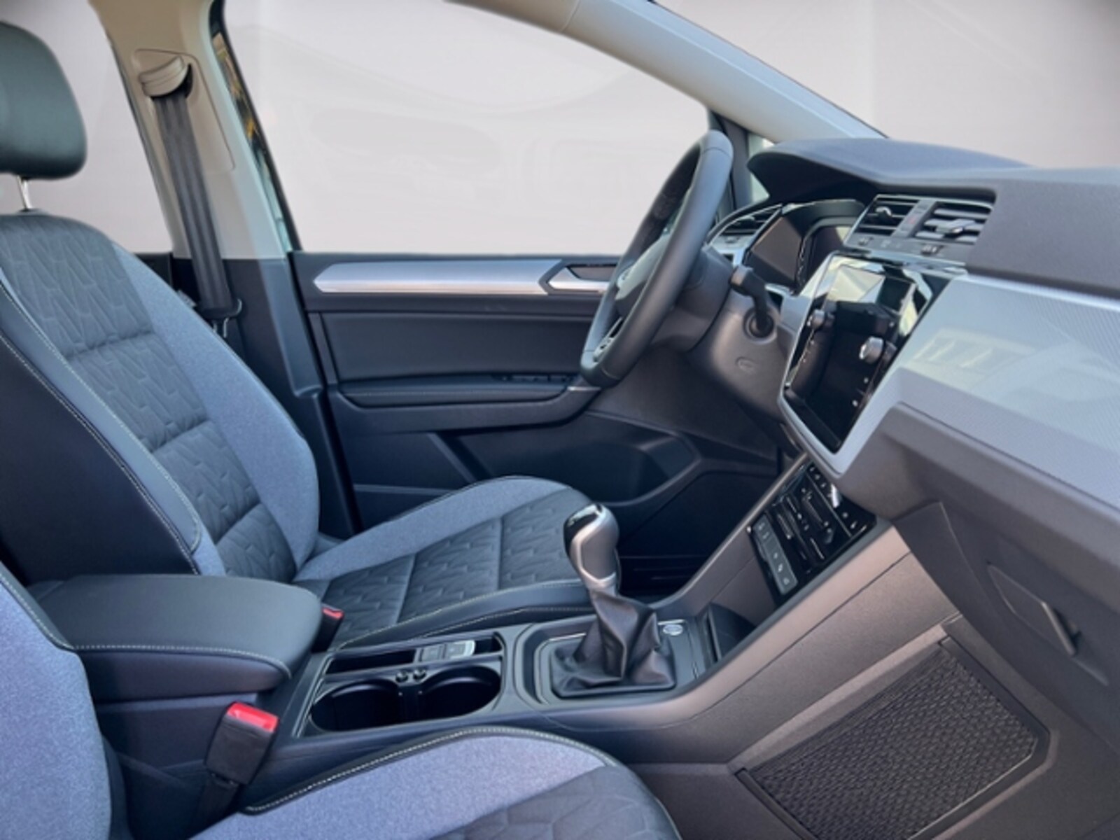 Volkswagen Touran – Bild 9