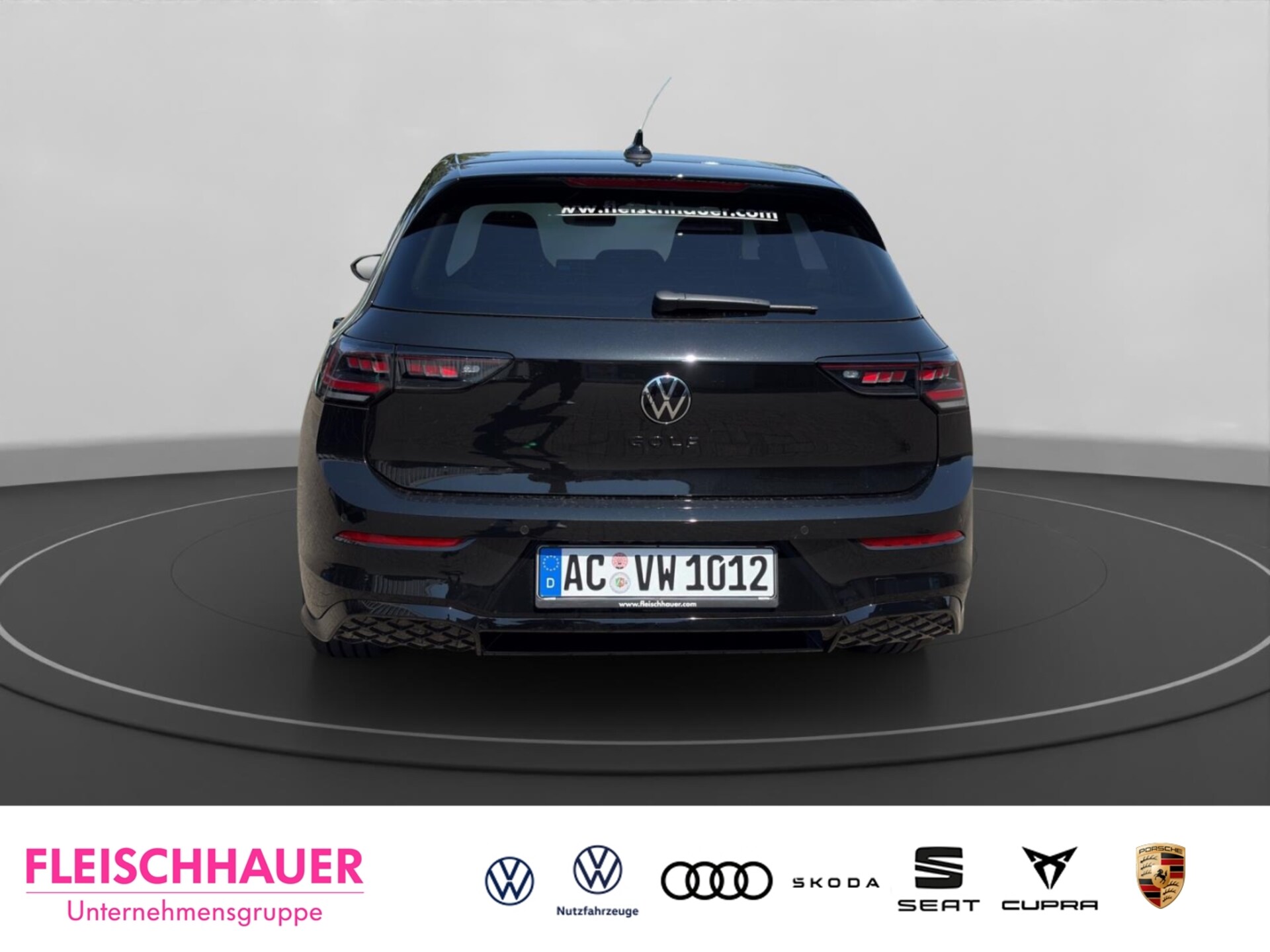 Volkswagen Golf R-Line