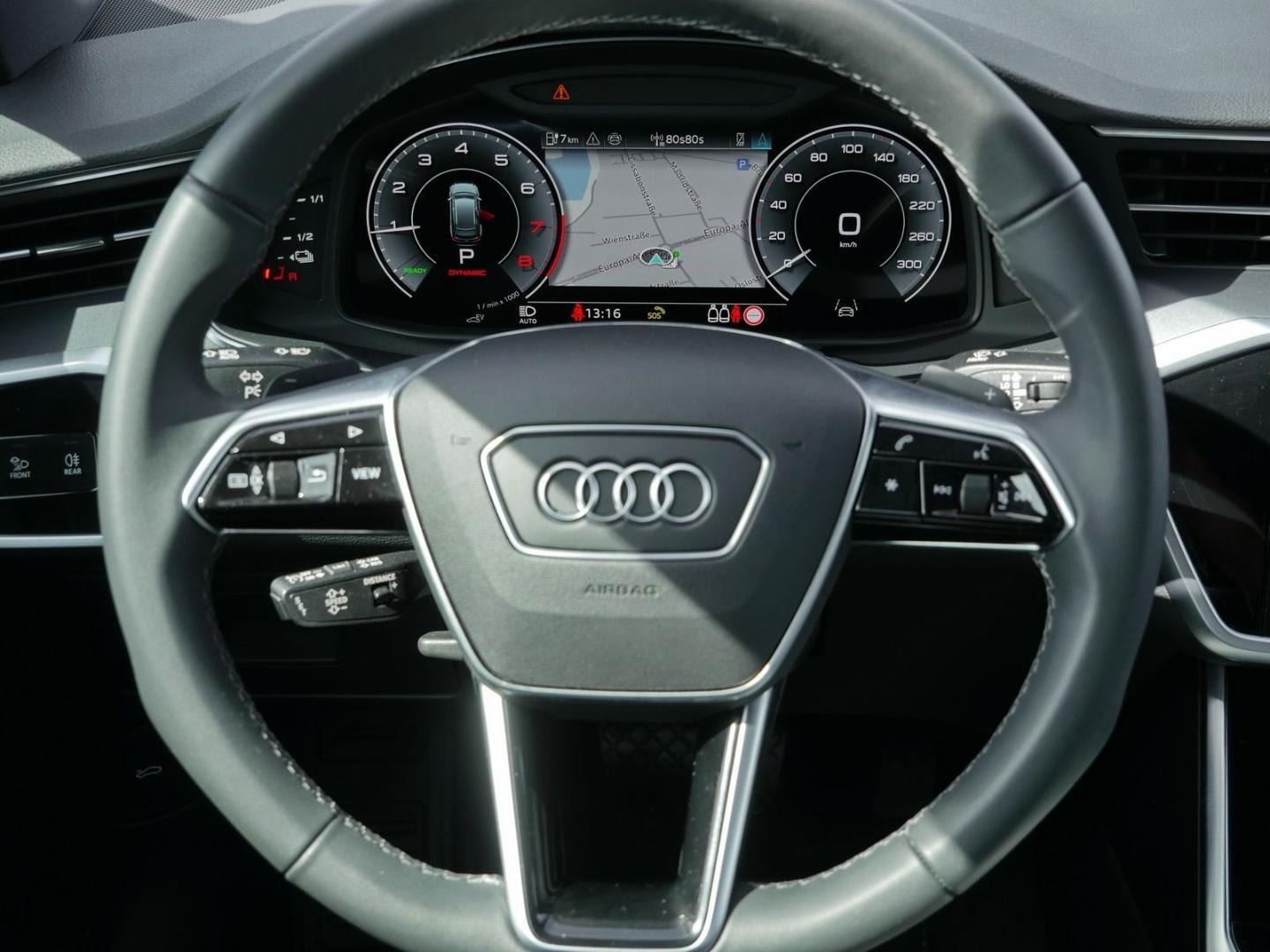 Bild über Audi A6 Avant TFSI e advanced 50 TFSI e quattro S tronic - für weitere Informationen kontaktieren Sie den Audi Partner