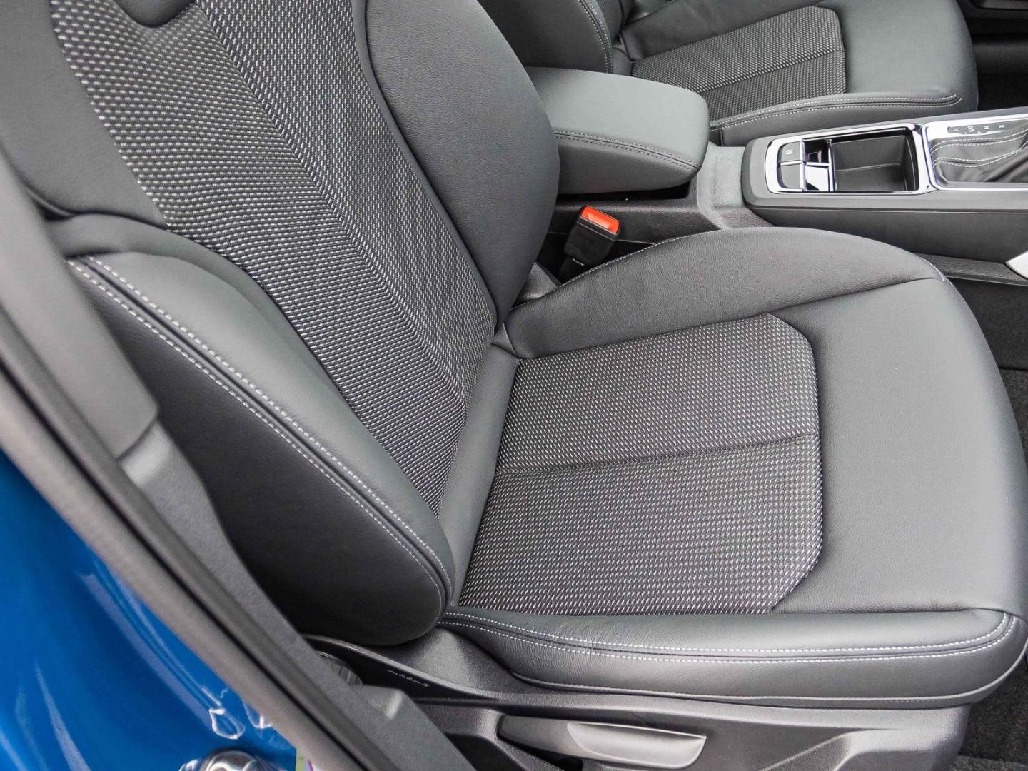 Bild über Audi Q2 S line 35 TFSI S tronic - für weitere Informationen kontaktieren Sie den Audi Partner