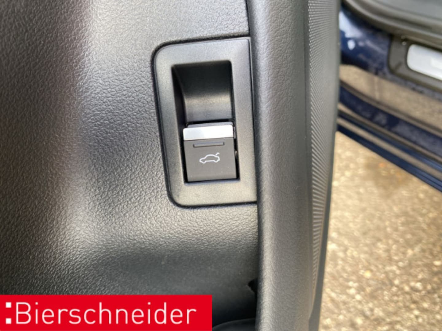 Bild über Audi A6 Avant advanced 45 TFSI S tronic - für weitere Informationen kontaktieren Sie den Audi Partner