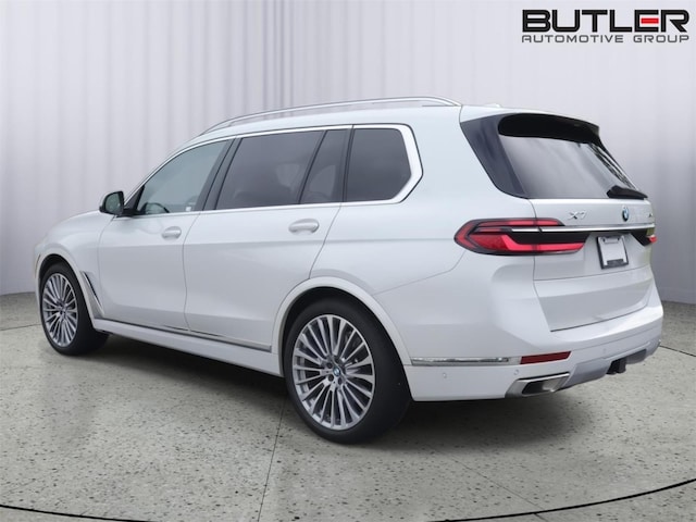2024 BMW X7