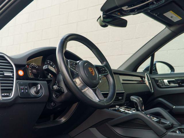 2023 Porsche Cayenne Hybrid