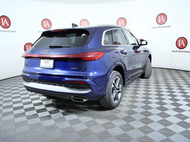 2025 Audi Q5 Premium - Photo 8