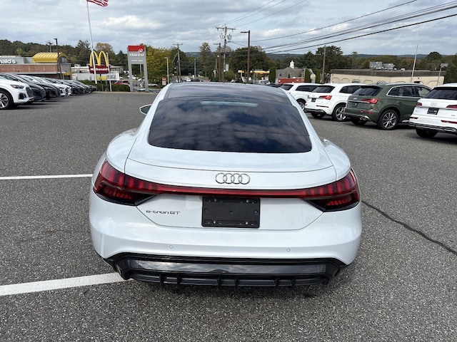 2023 Audi e-tron GT Prestige - Photo 16