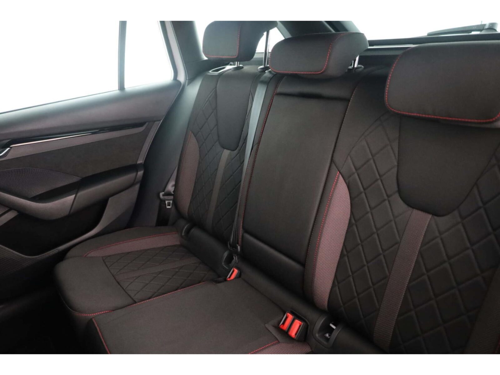 Škoda Octavia Combi – Bild 11