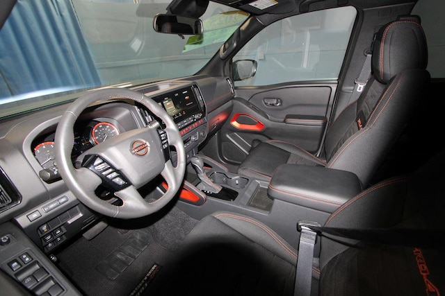 2025 Nissan Frontier