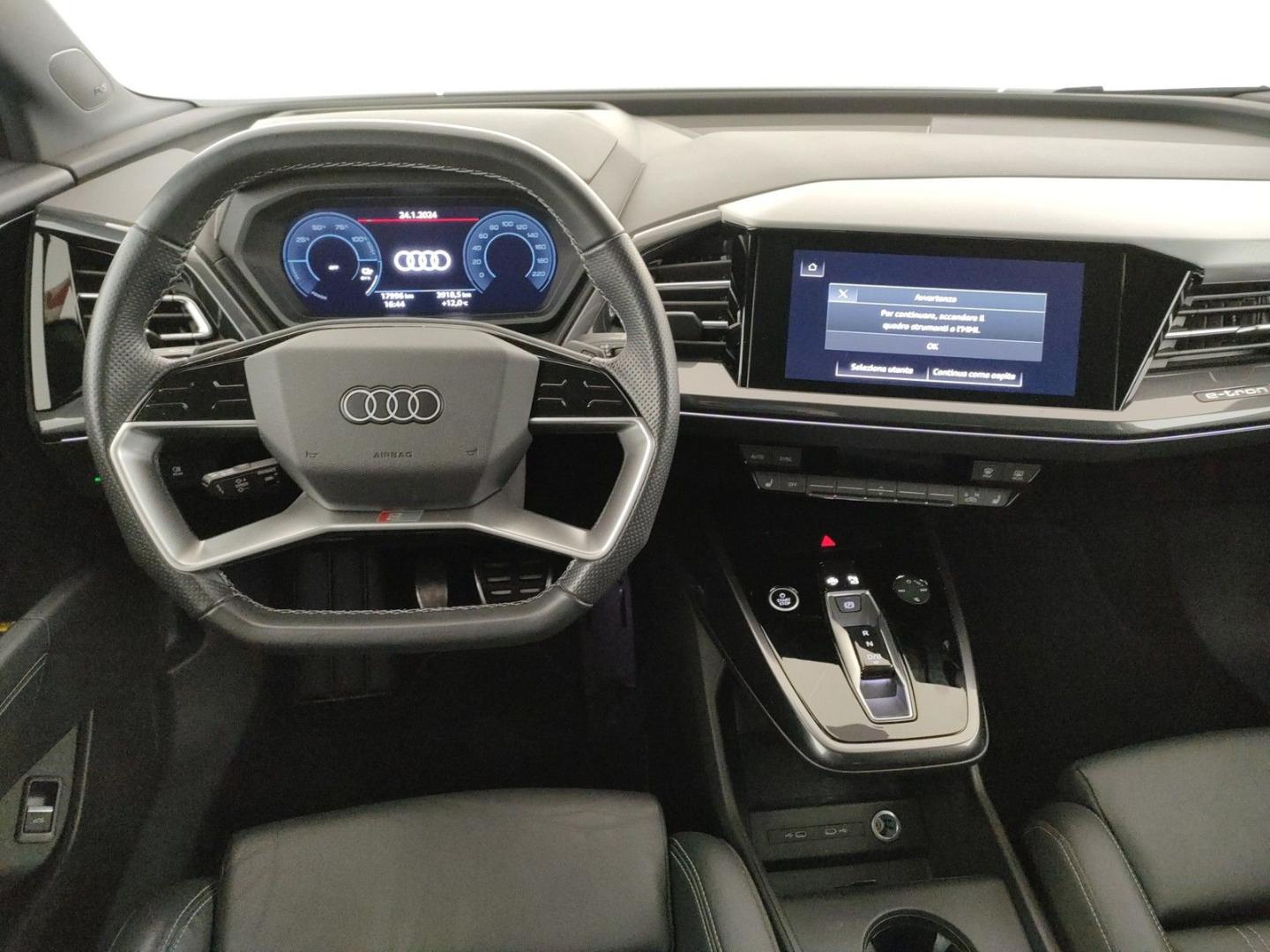 Image about Audi Q4 e-tron Business Advanced 50 e-tron quattro 220,00 kW